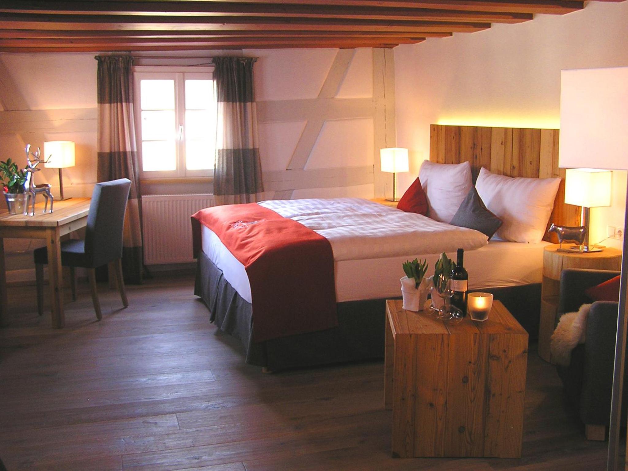 Deluxe Double Room - Photo 21