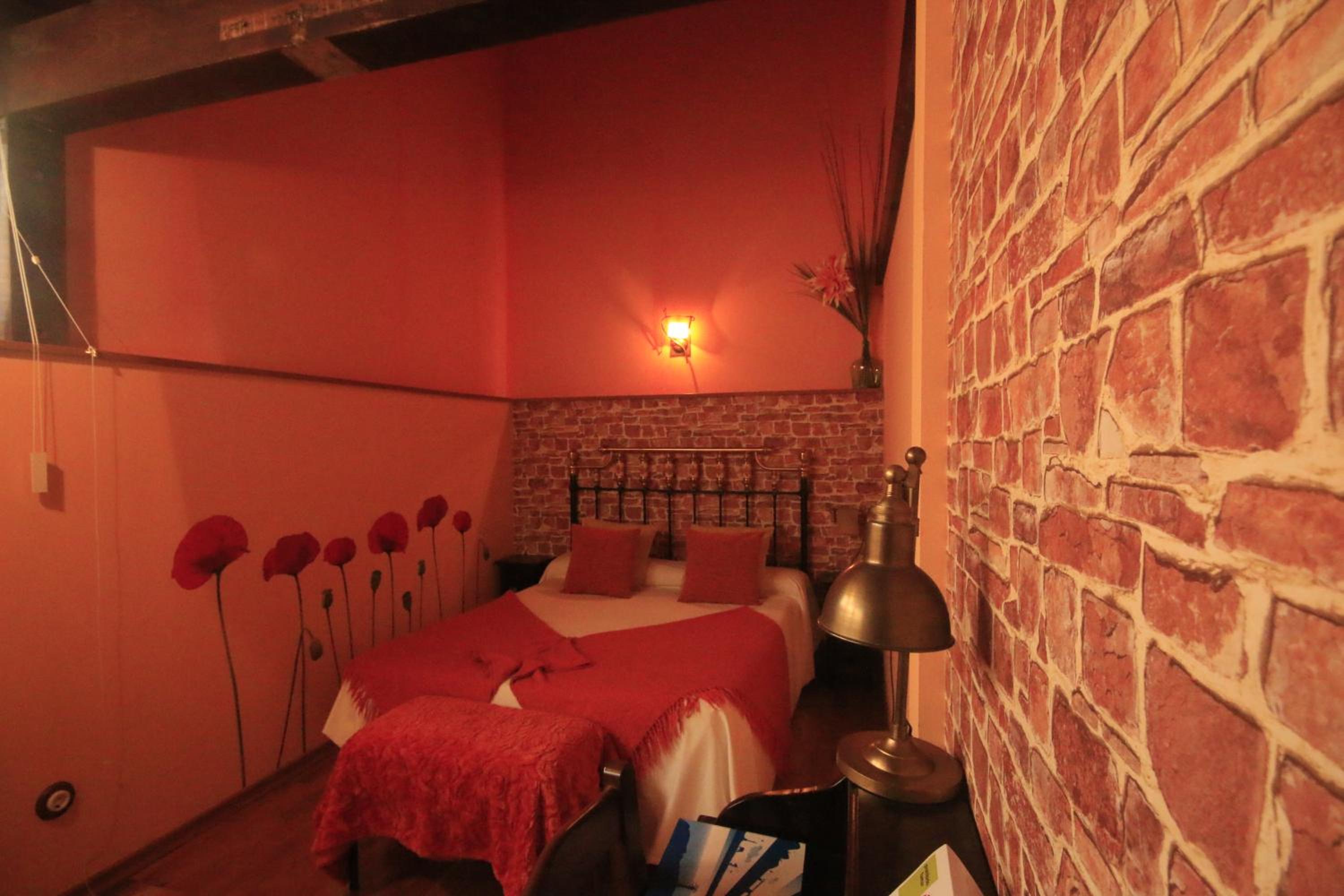 Standard Double Room photo 3