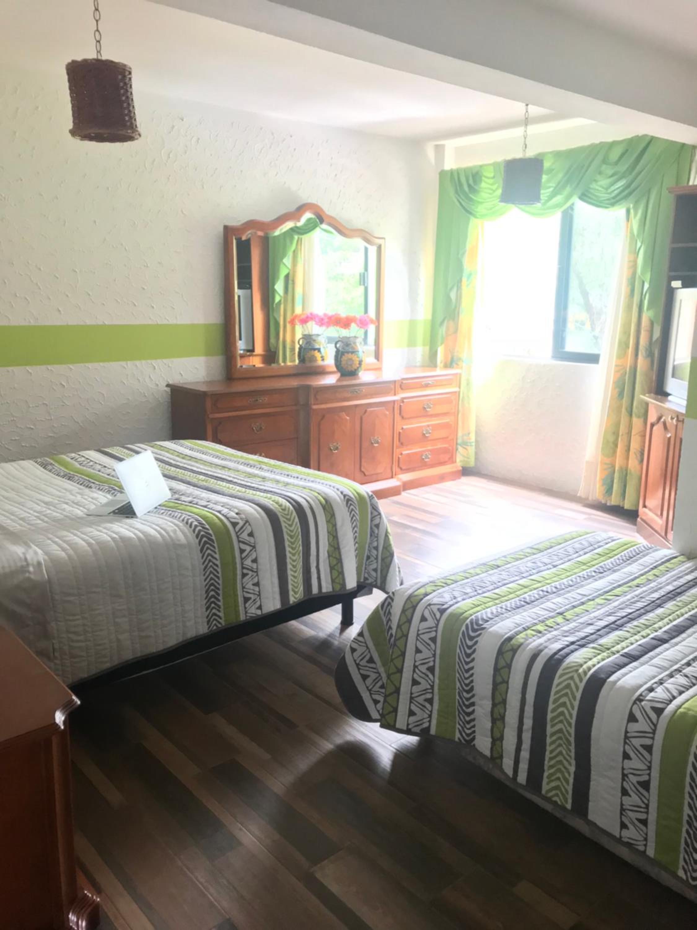 King Suite - Photo 13