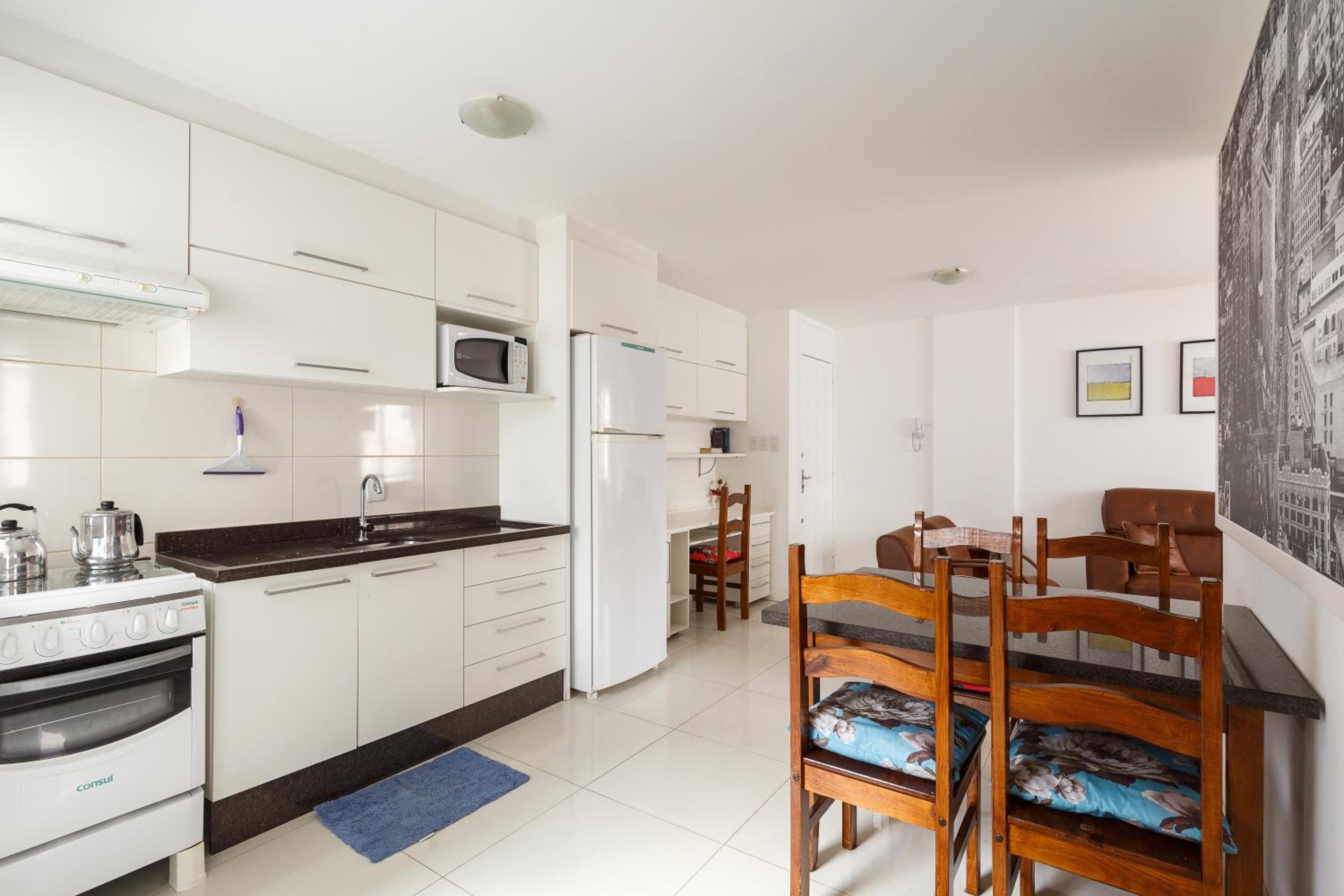 Two-Bedroom Apartment - Photo 18