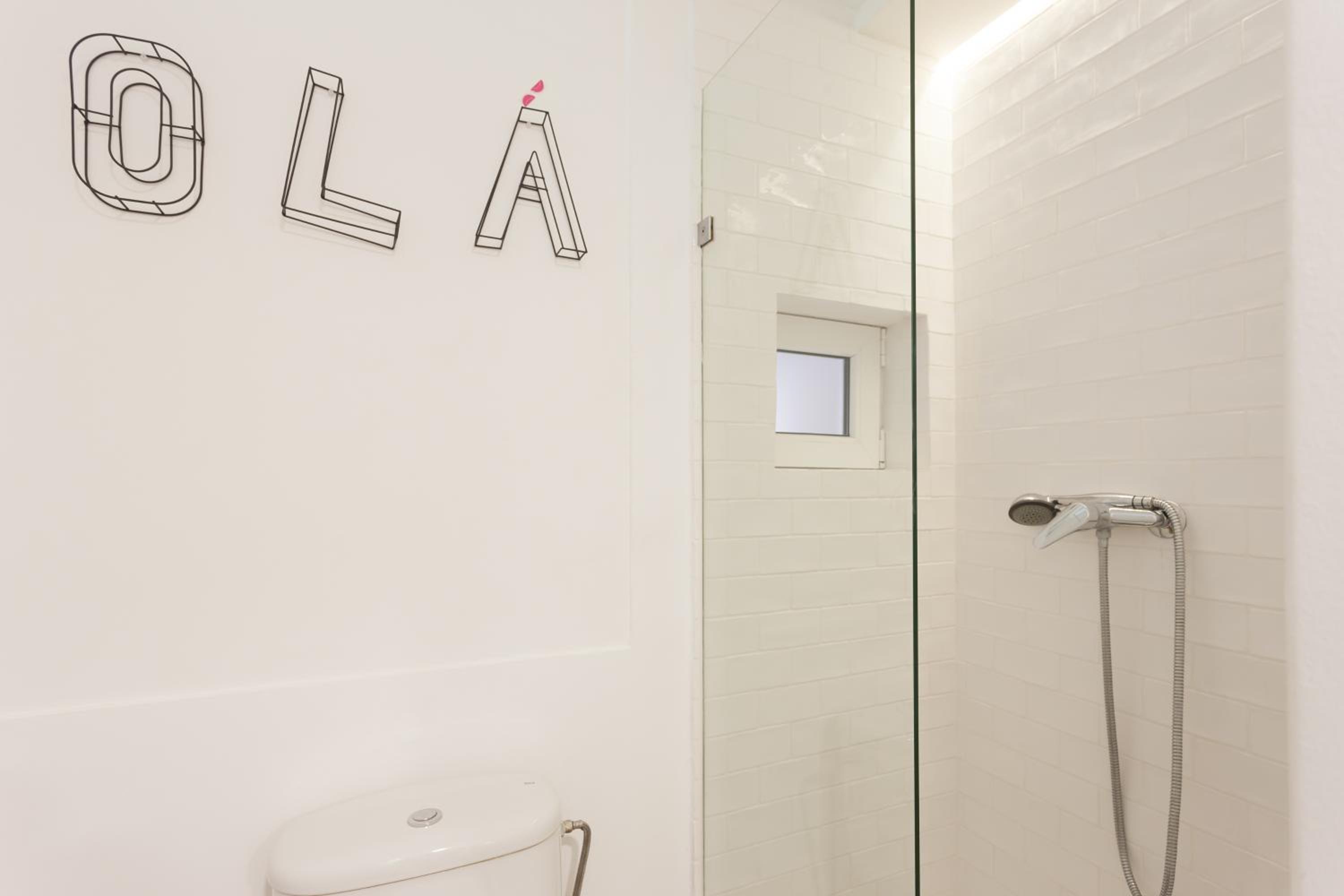 One-Bedroom Apartment - Photo 10