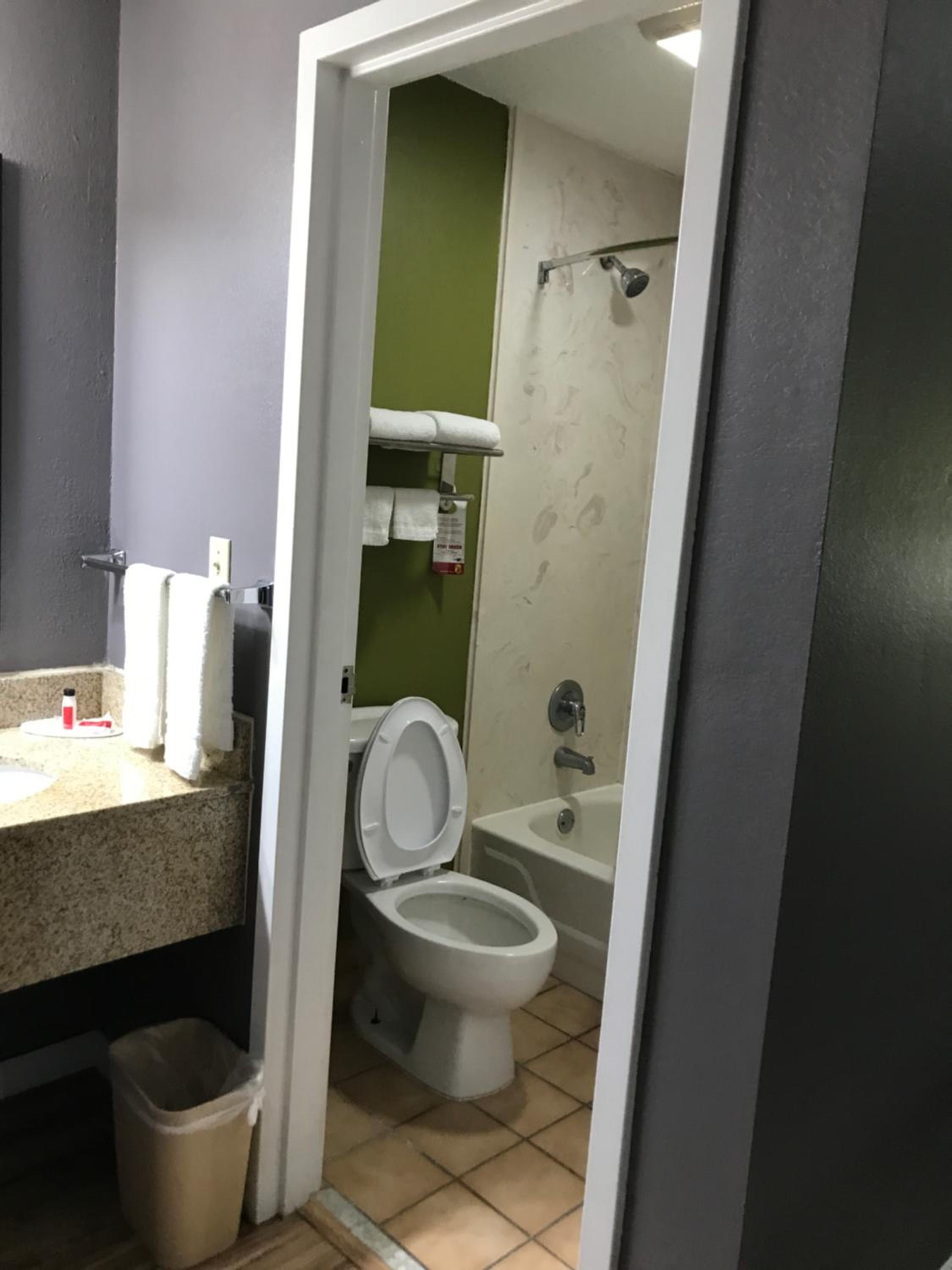 King Room - Non-Smoking - Photo 10