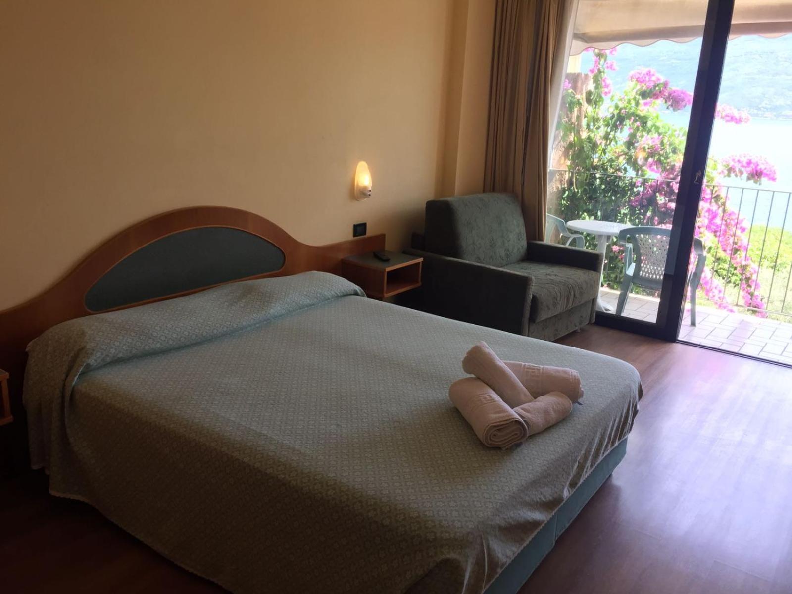 Superior Triple Room with Balcony and Lake View
