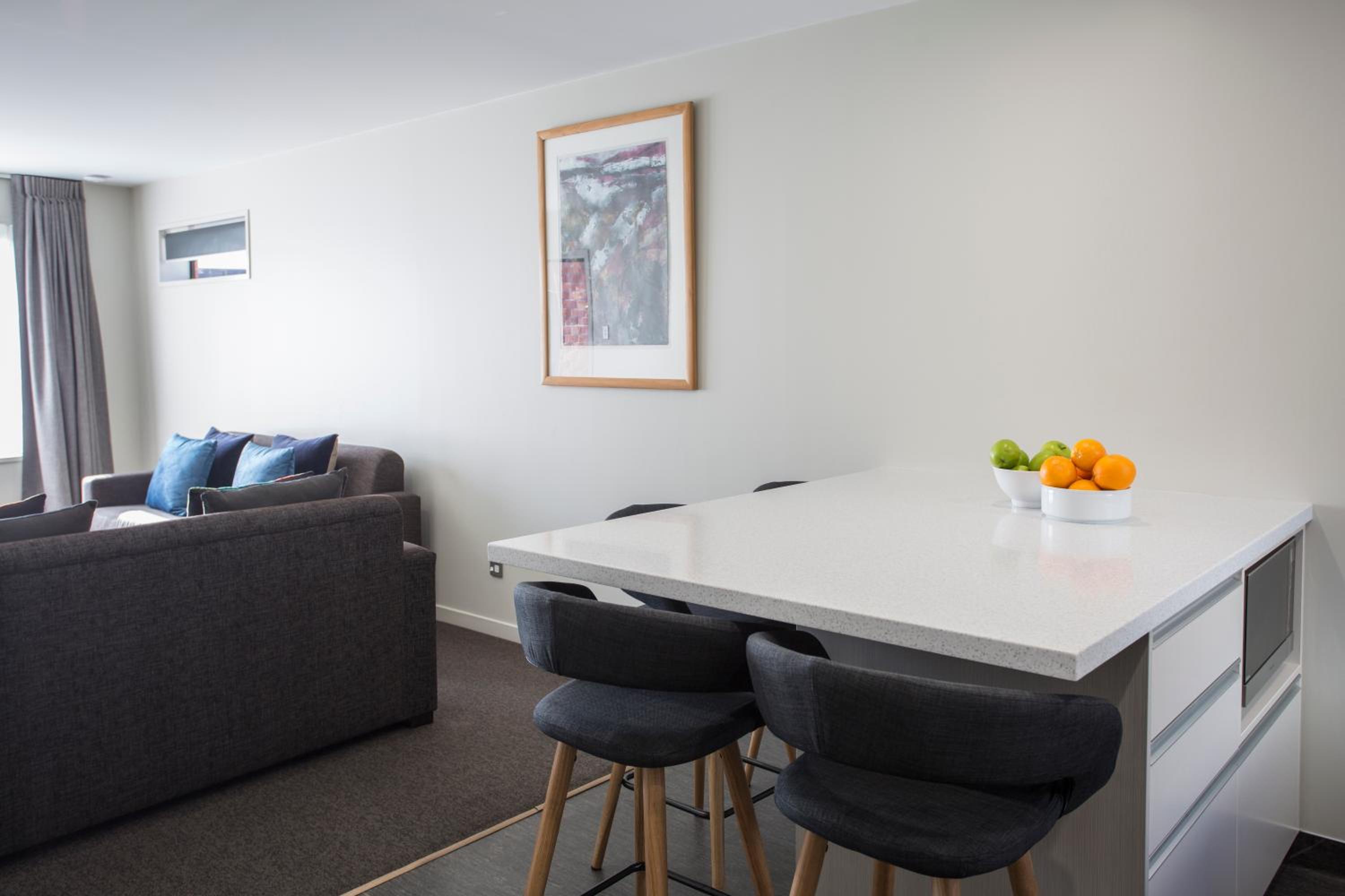 Three-Bedroom Apartment - Photo 10