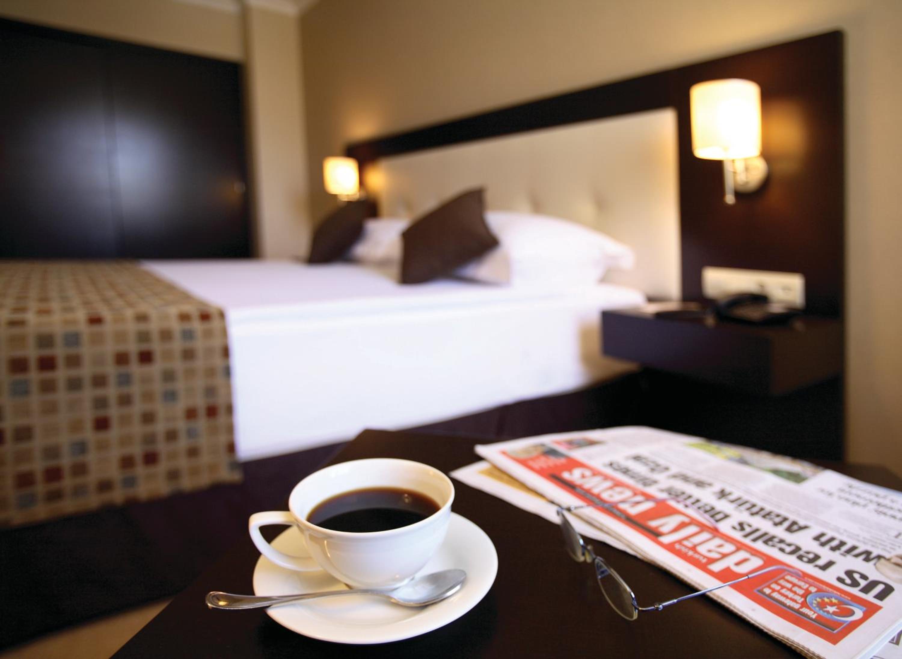 Deluxe Double Room thumbnail 6