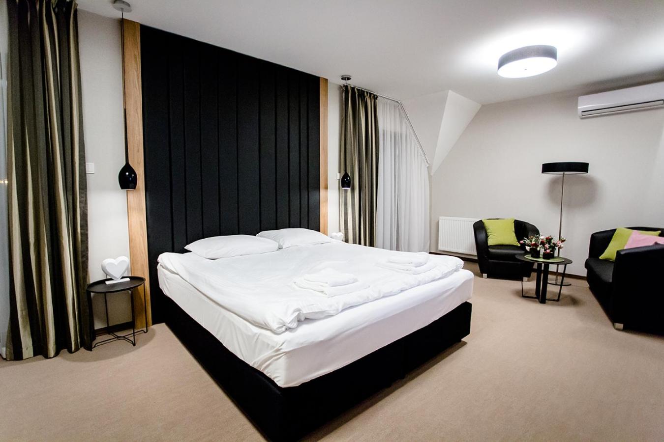 Apartment with Terrace photo 1