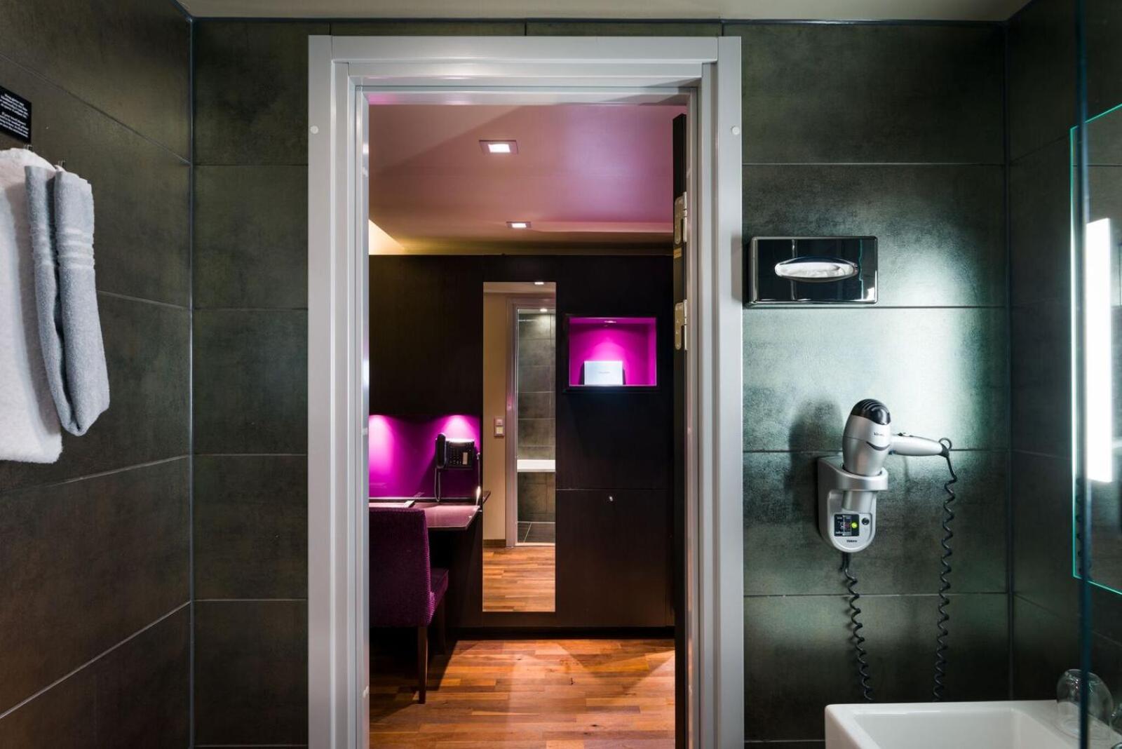 Superior Double Room - Photo 9