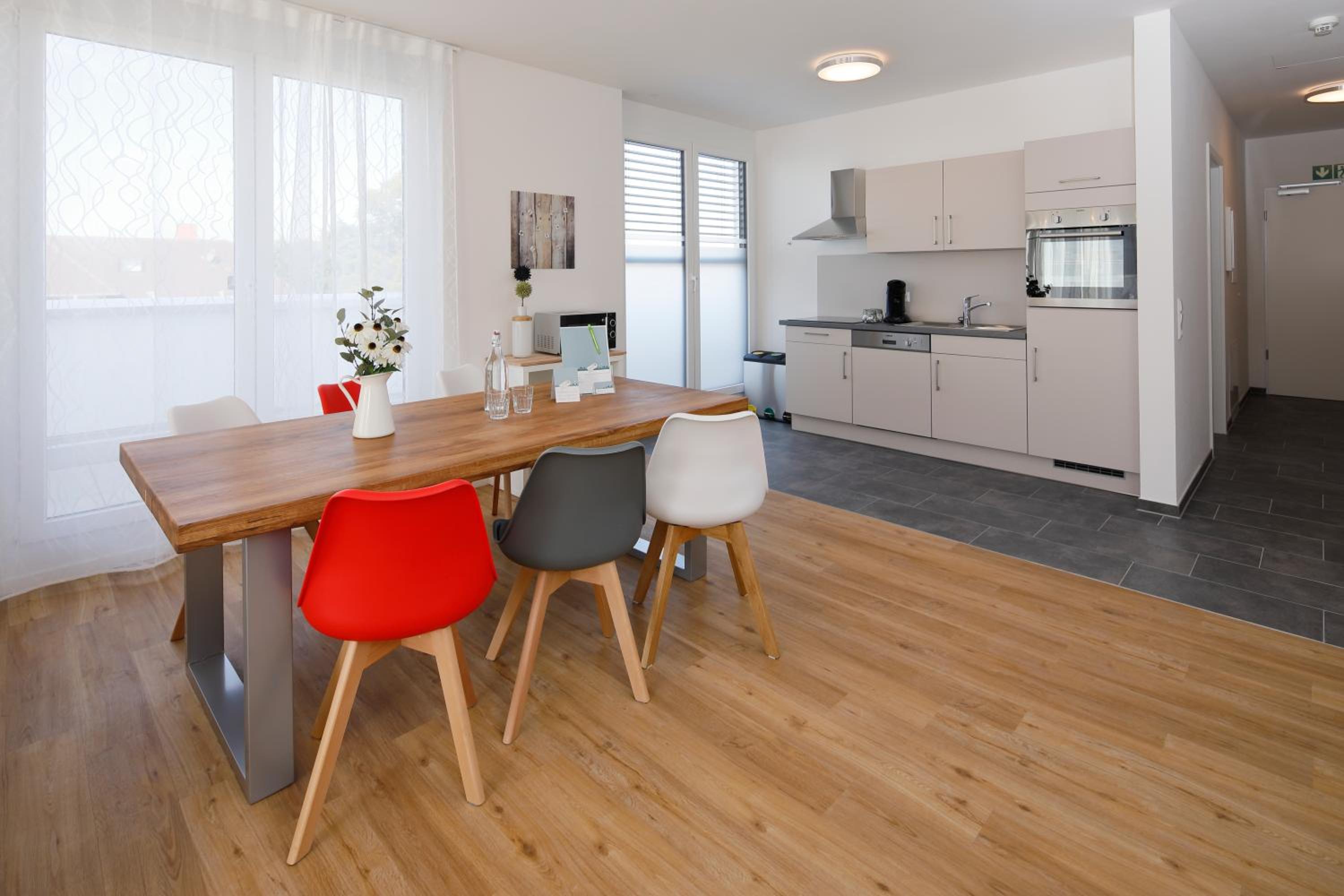 Two-Bedroom Apartment - Photo 5