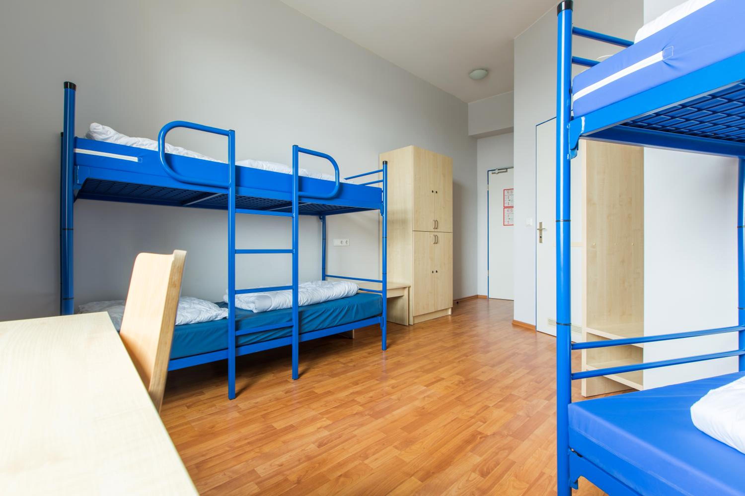 Bed in 4-Bed Dormitory Room photo 2