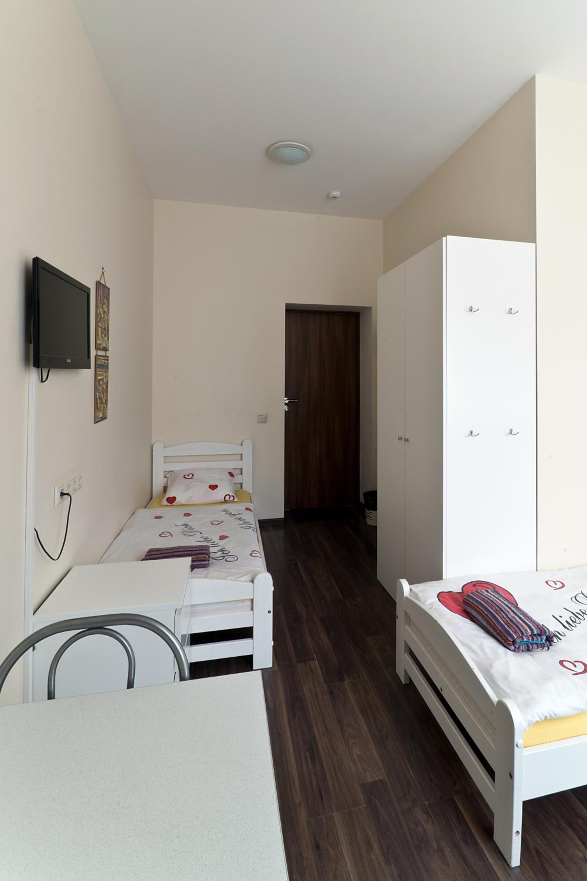 Triple Room with Shower - Photo 1