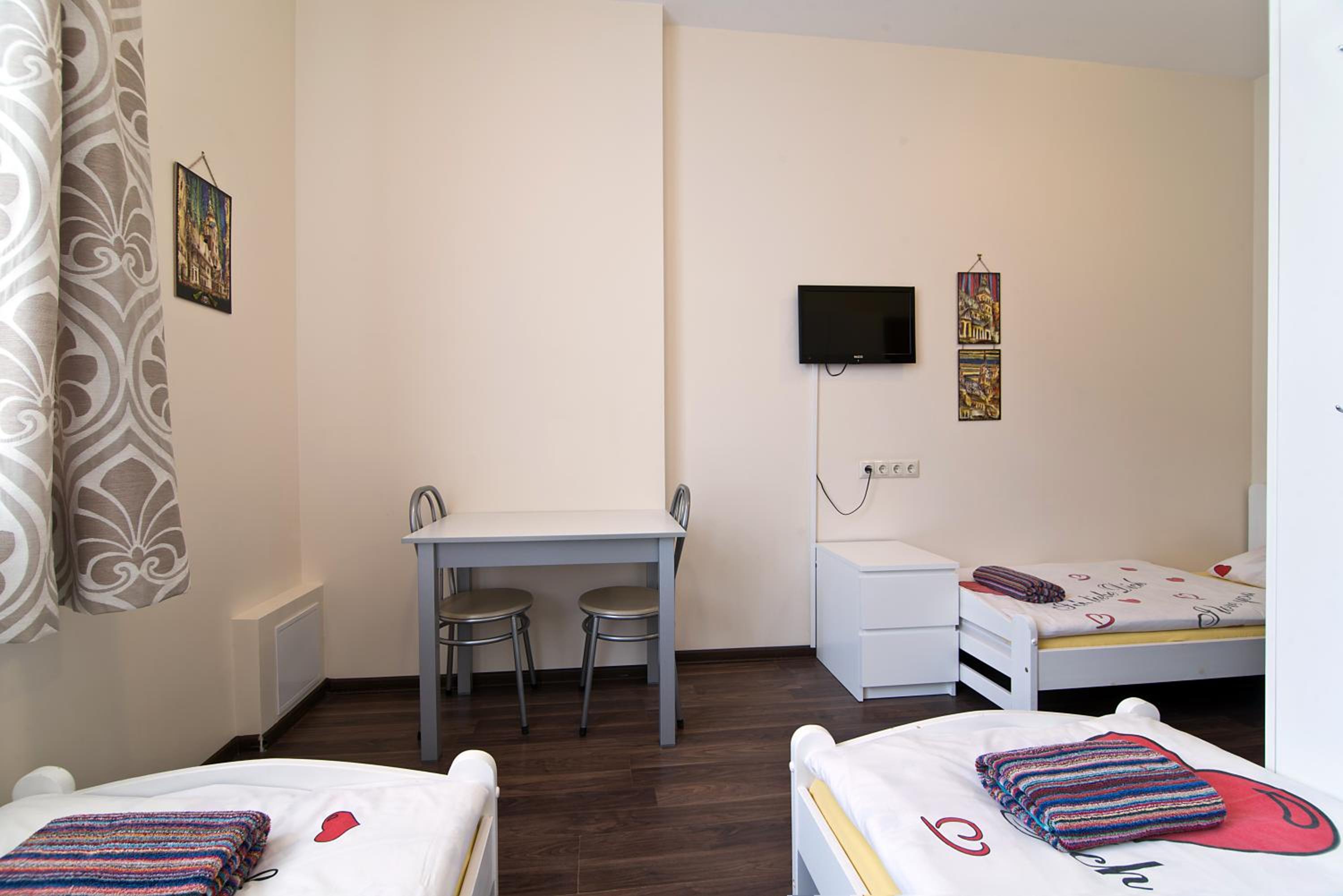Triple Room with Shower - Photo 8