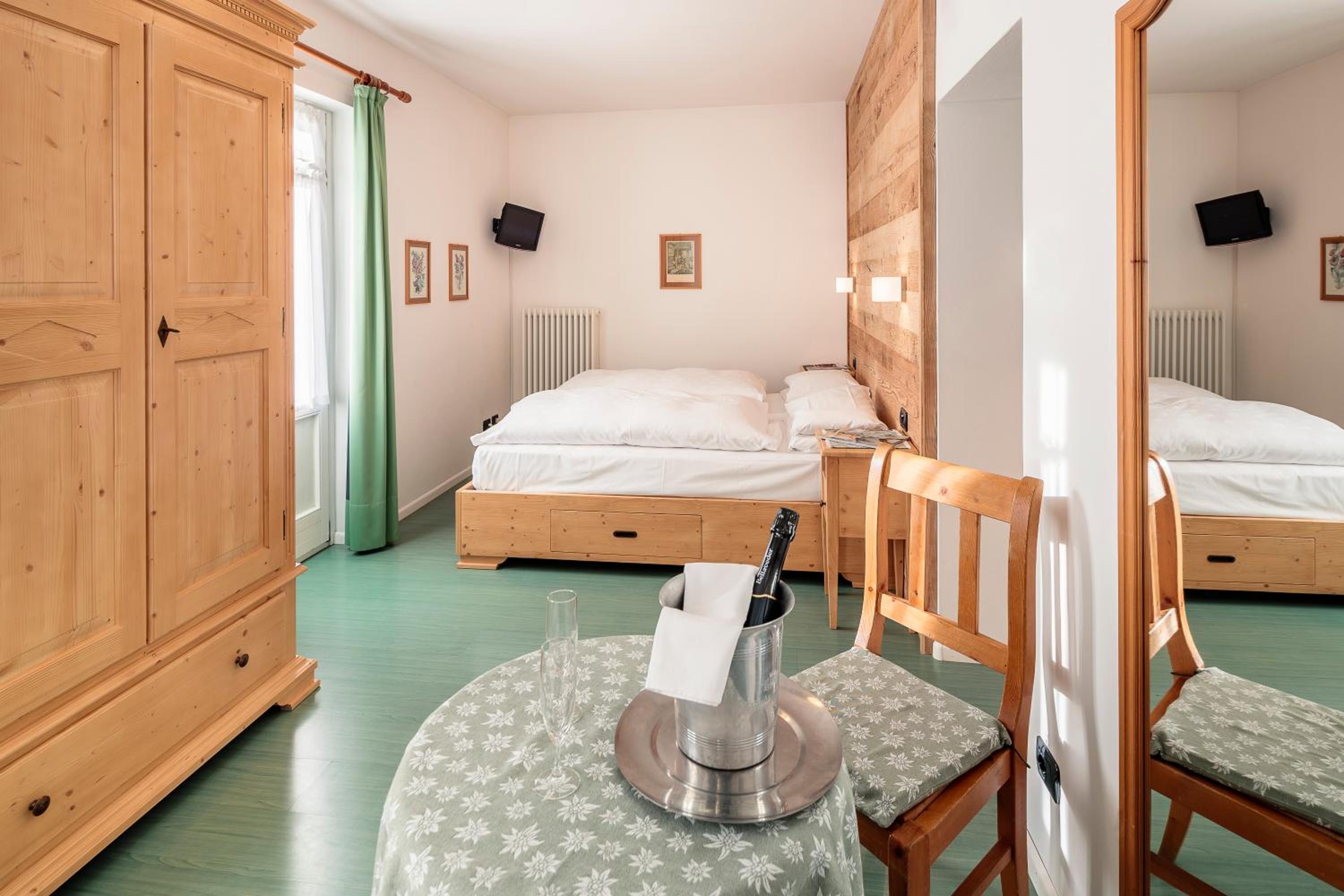 Junior Suite - Photo 7