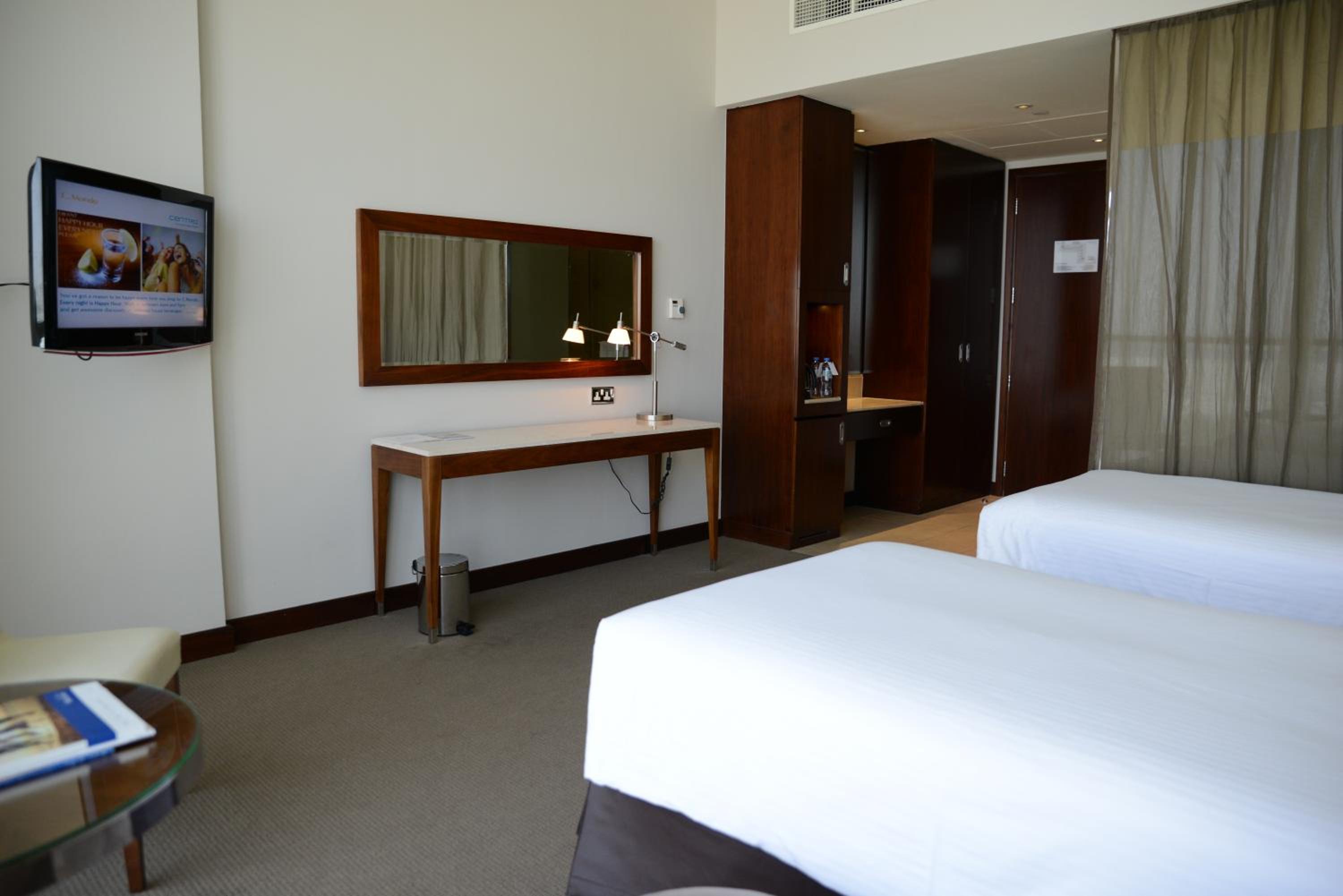 Centro Room – Twin Bed With Free Beach Access photo 3