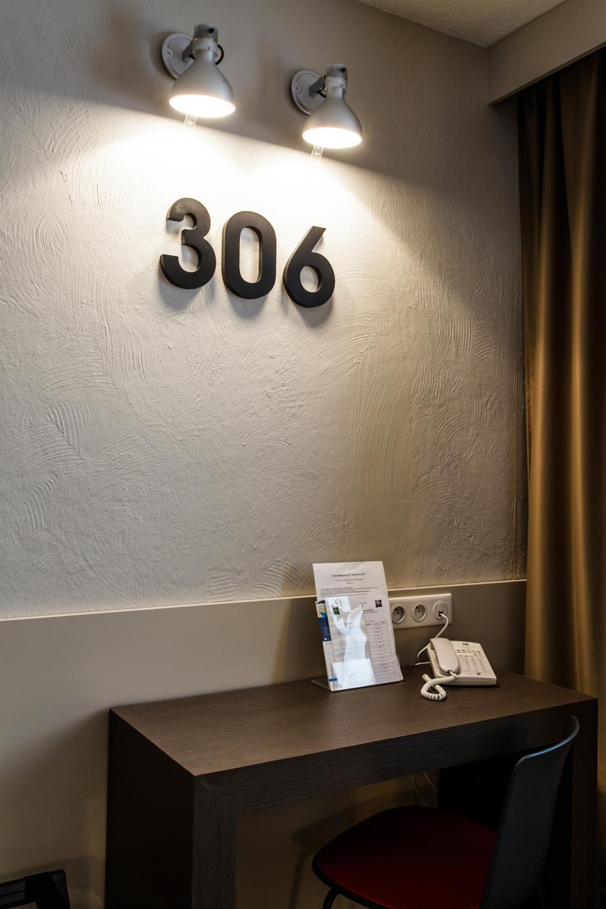 Standard Double Room - Photo 1