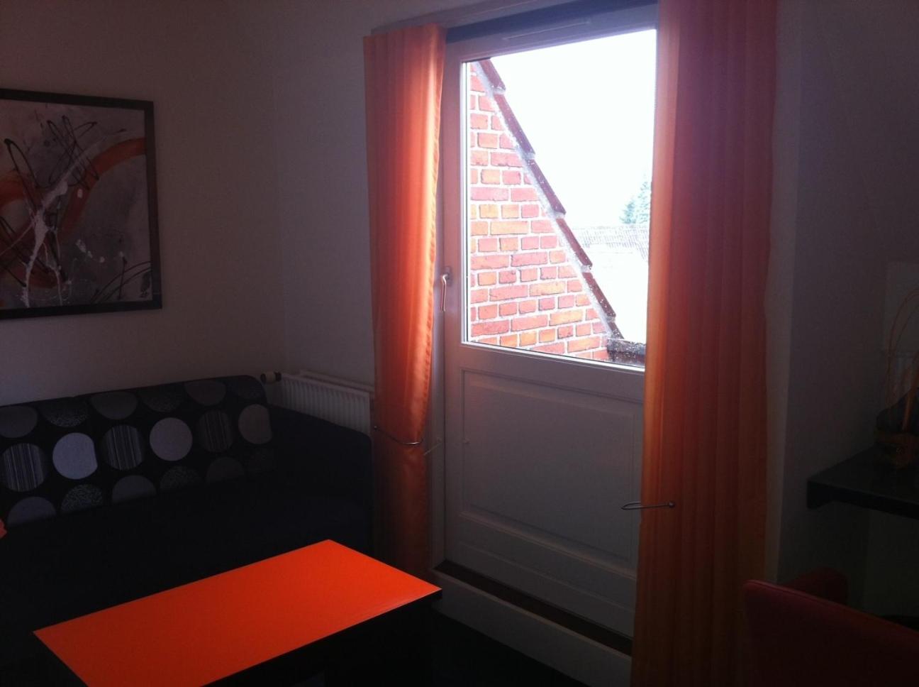 Large Double or Twin Room photo 2