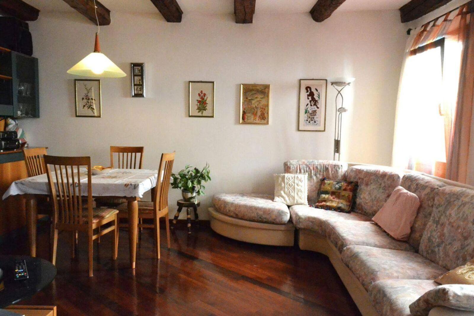 Apartment photo 3