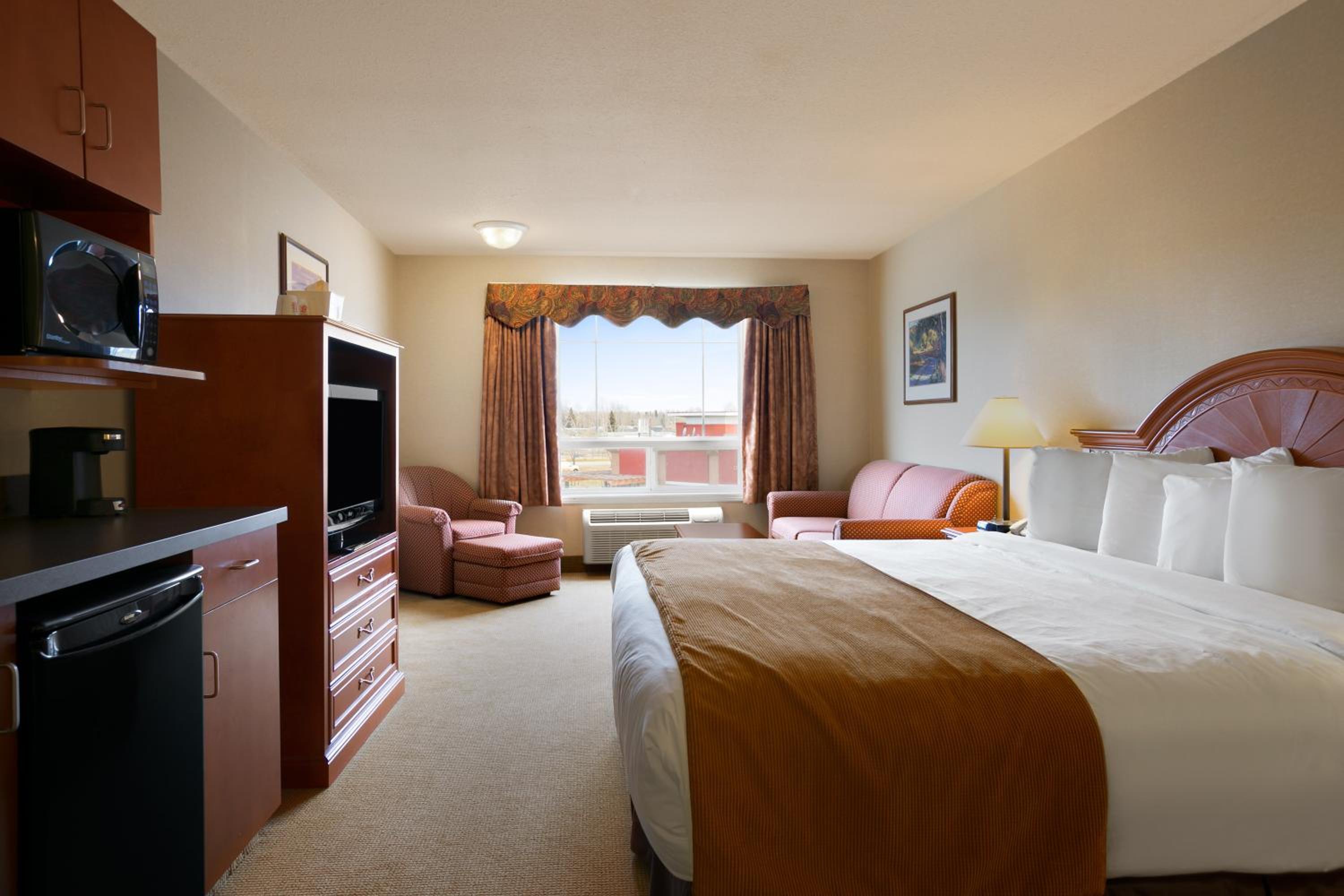 King Room - Non-Smoking - Photo 1