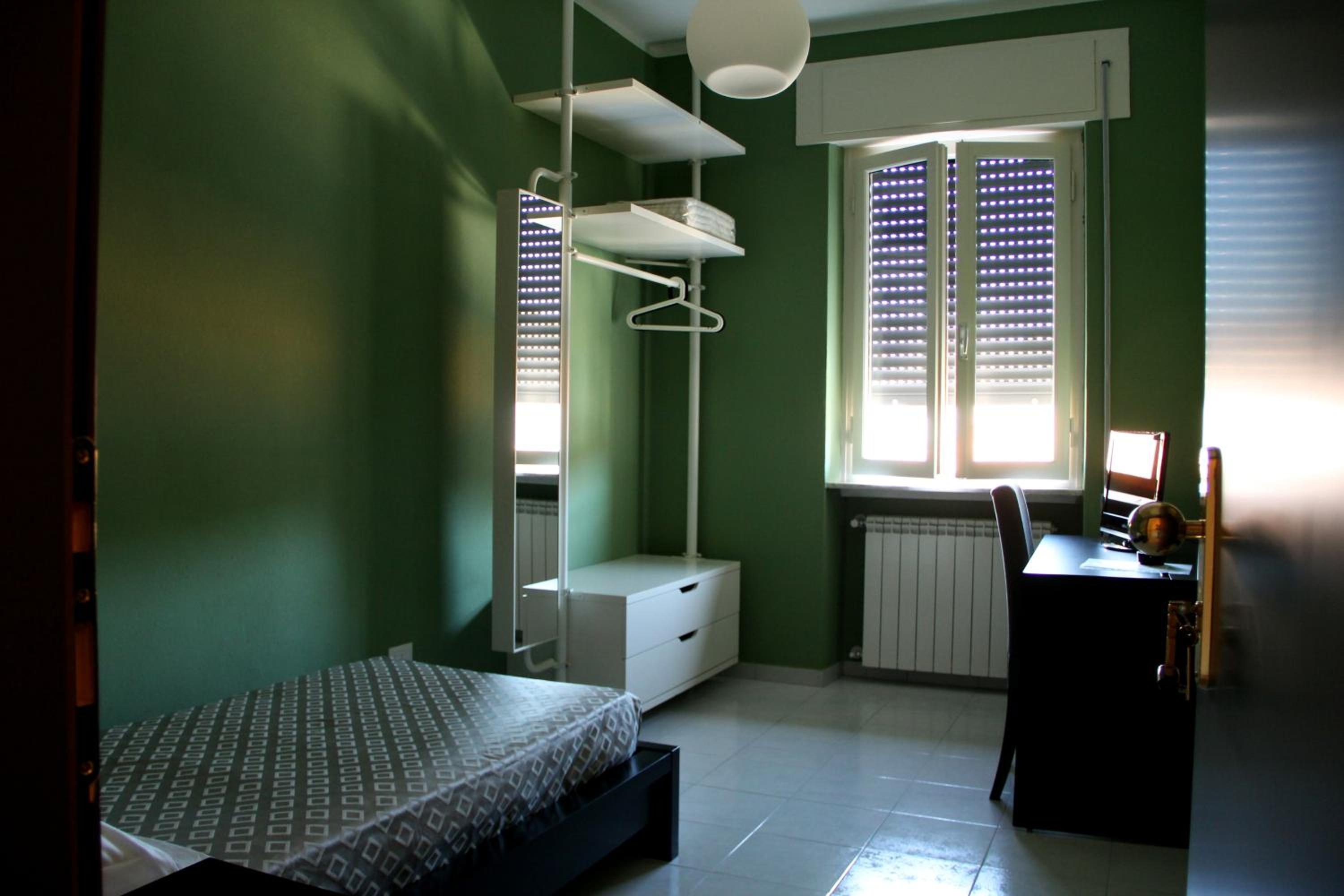 Single Room with Private External Bathroom photo 1