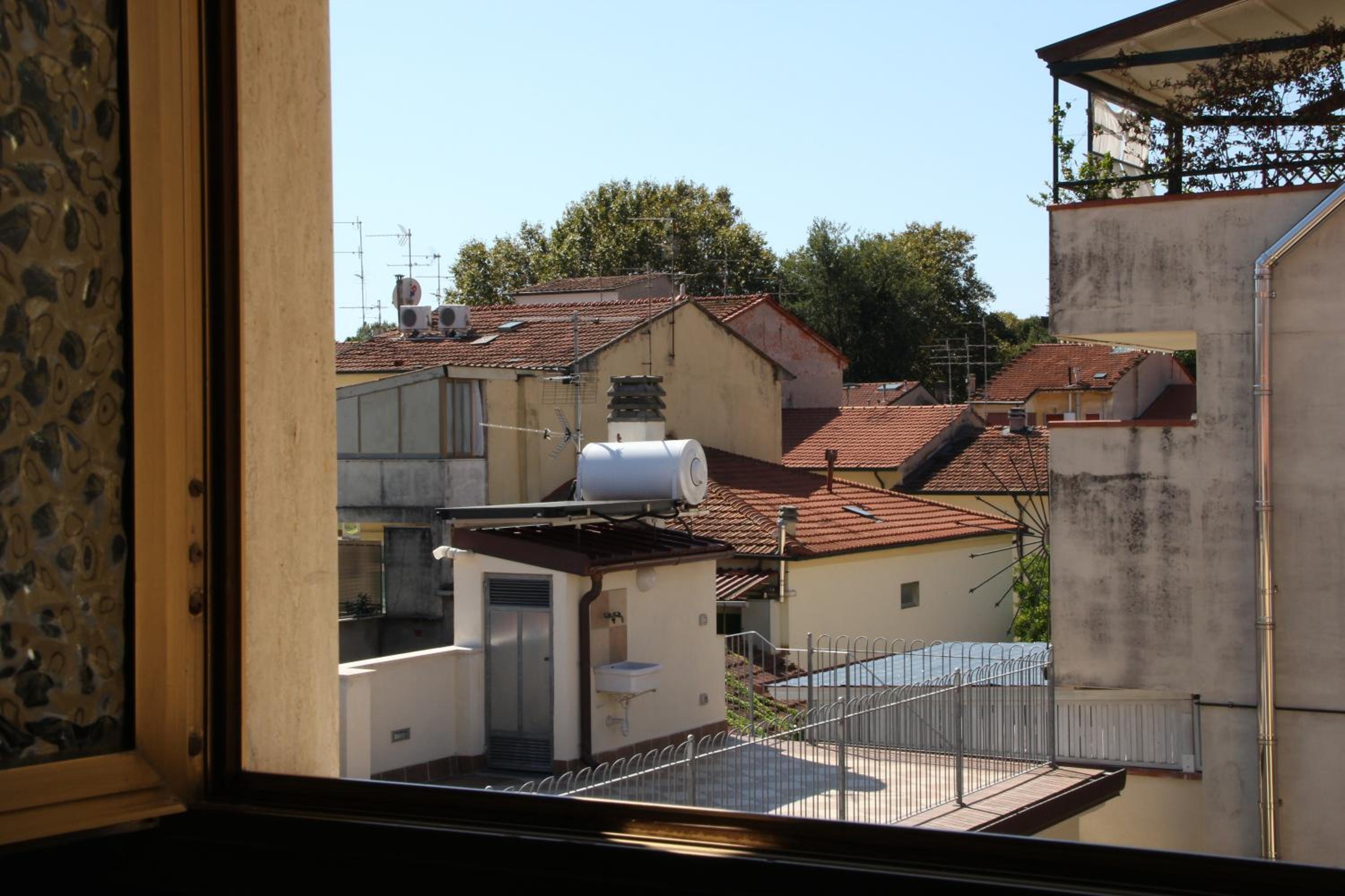 Single Room with Private External Bathroom photo 3