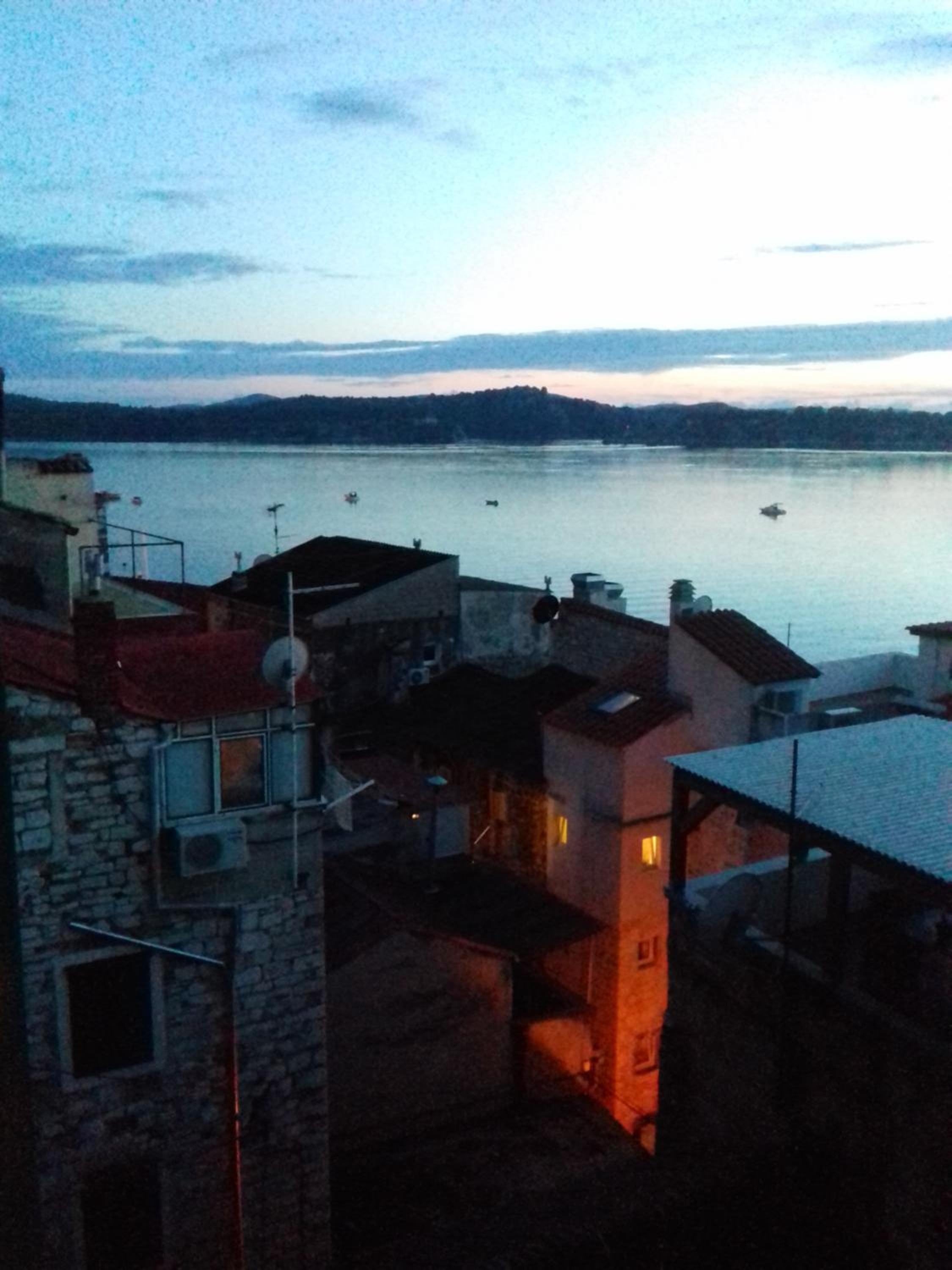 Studio Apartment with Sea View - Photo 28