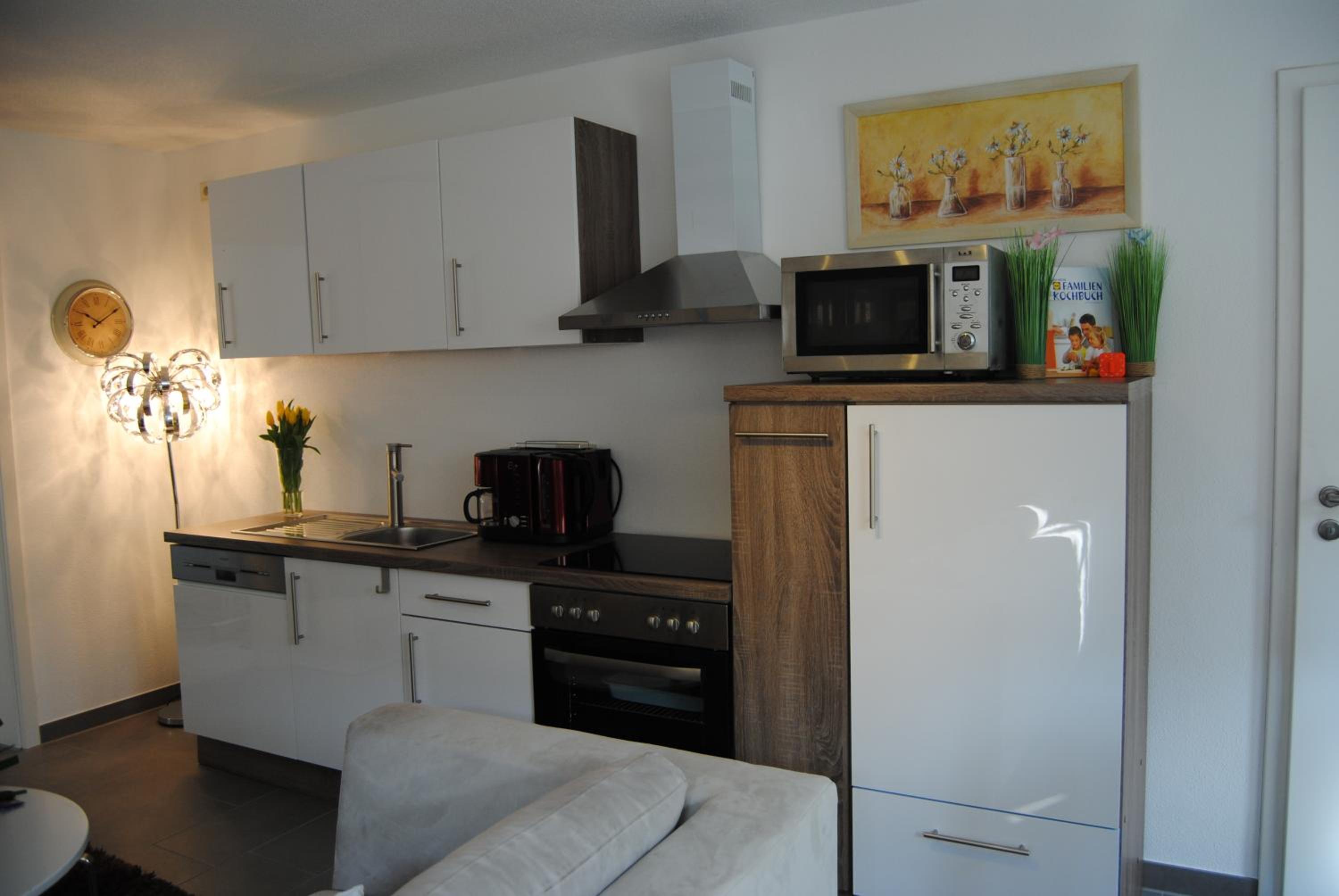 Two-Bedroom Apartment - Photo 12