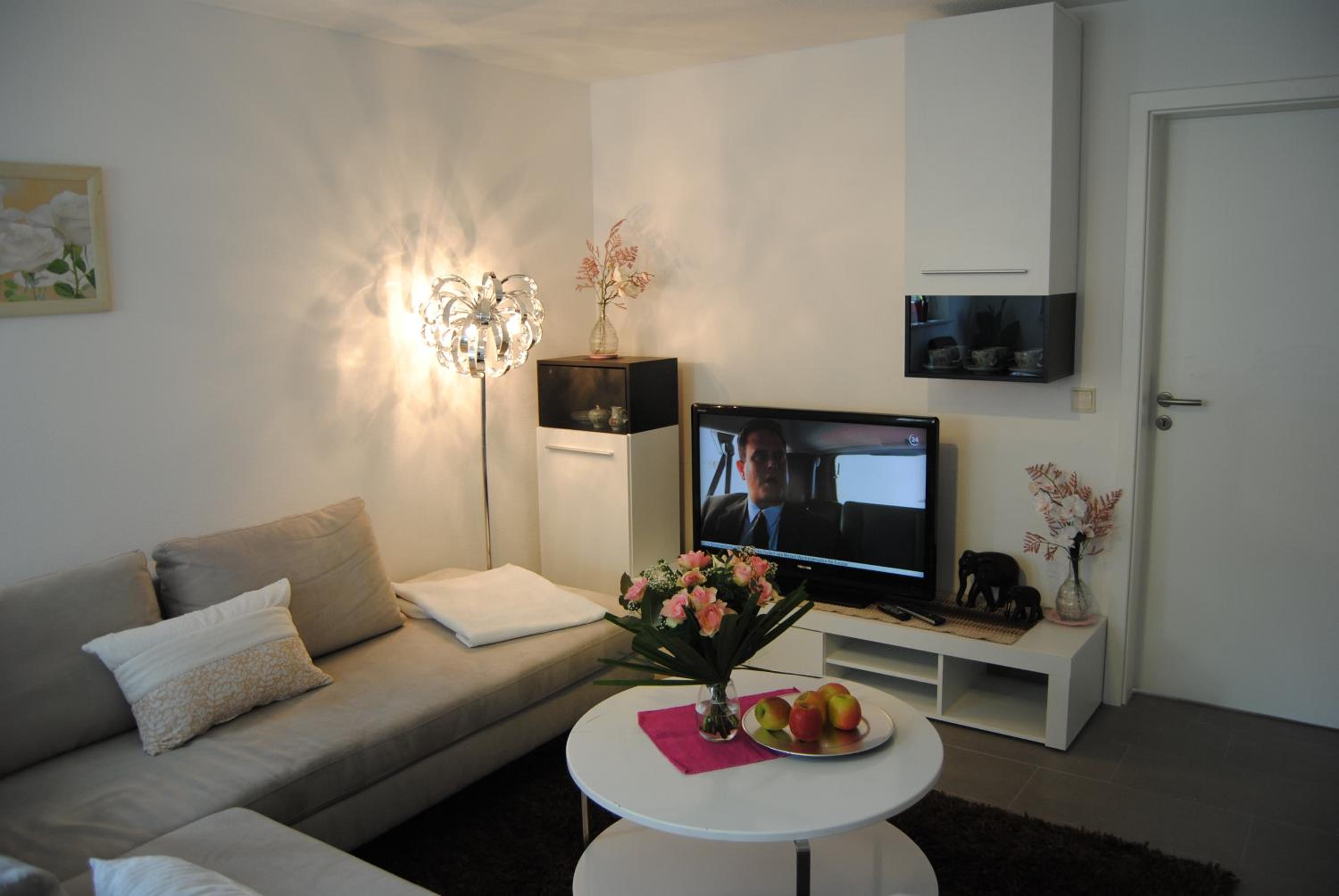 Two-Bedroom Apartment - Photo 31