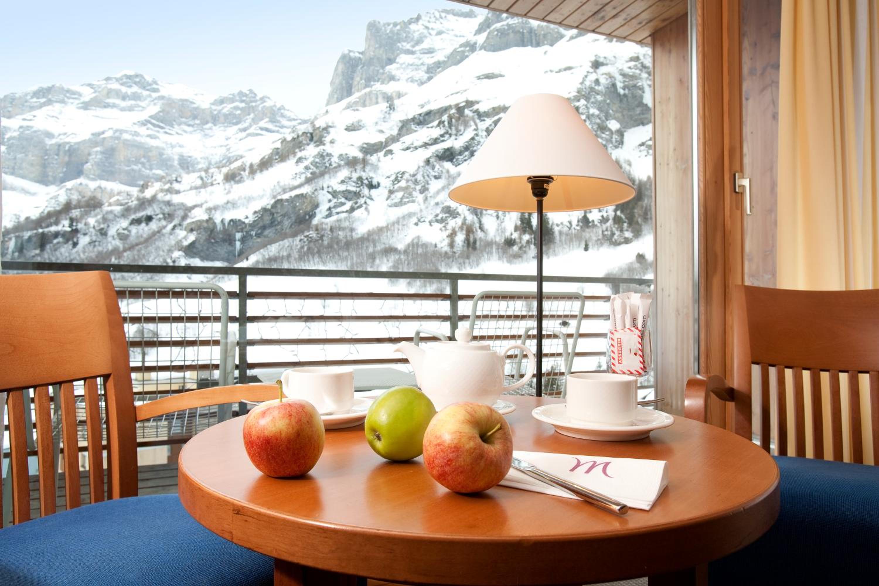 Superior Room with 2 Single Beds and Balcony - Photo 2
