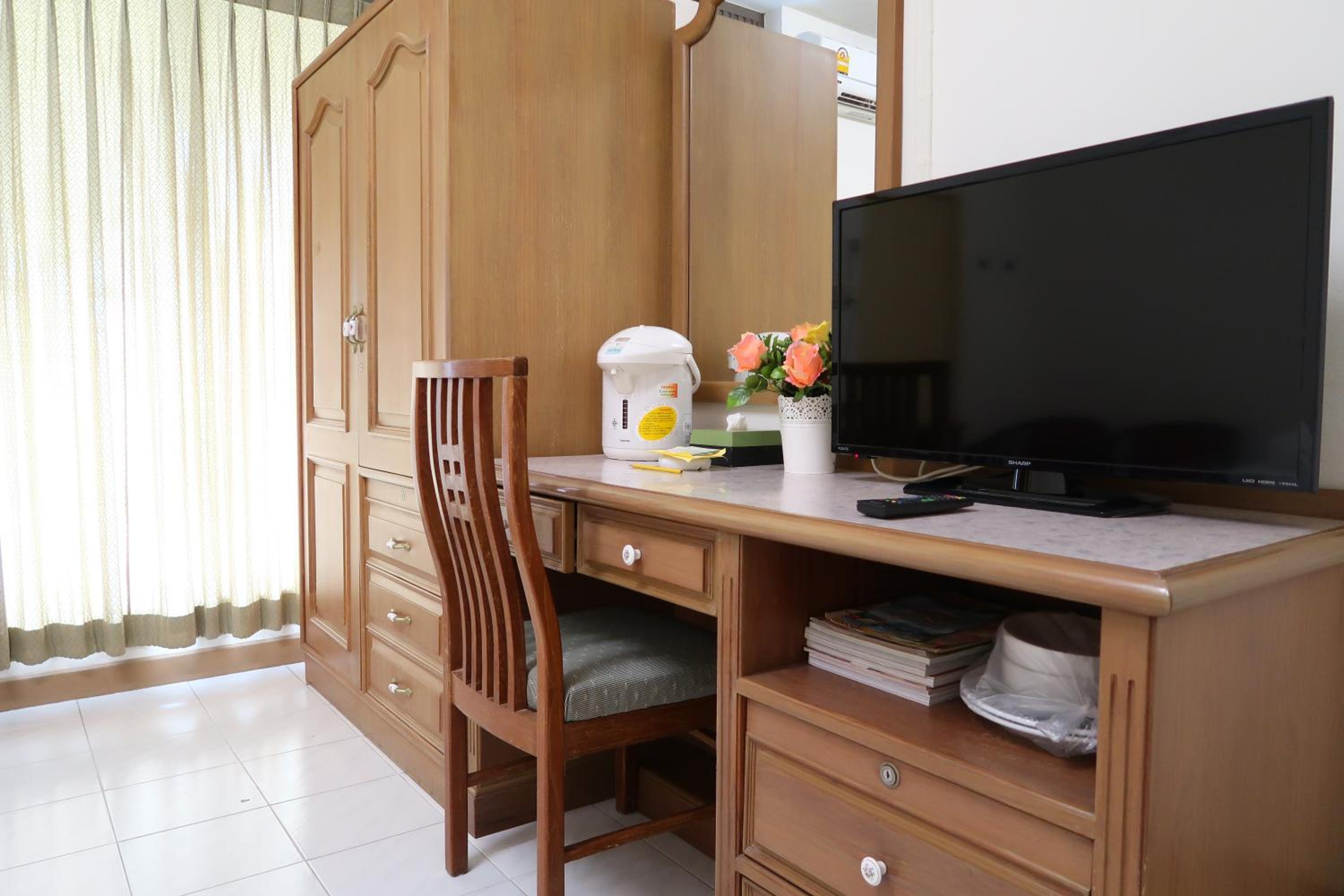 Quarto Twin Standard