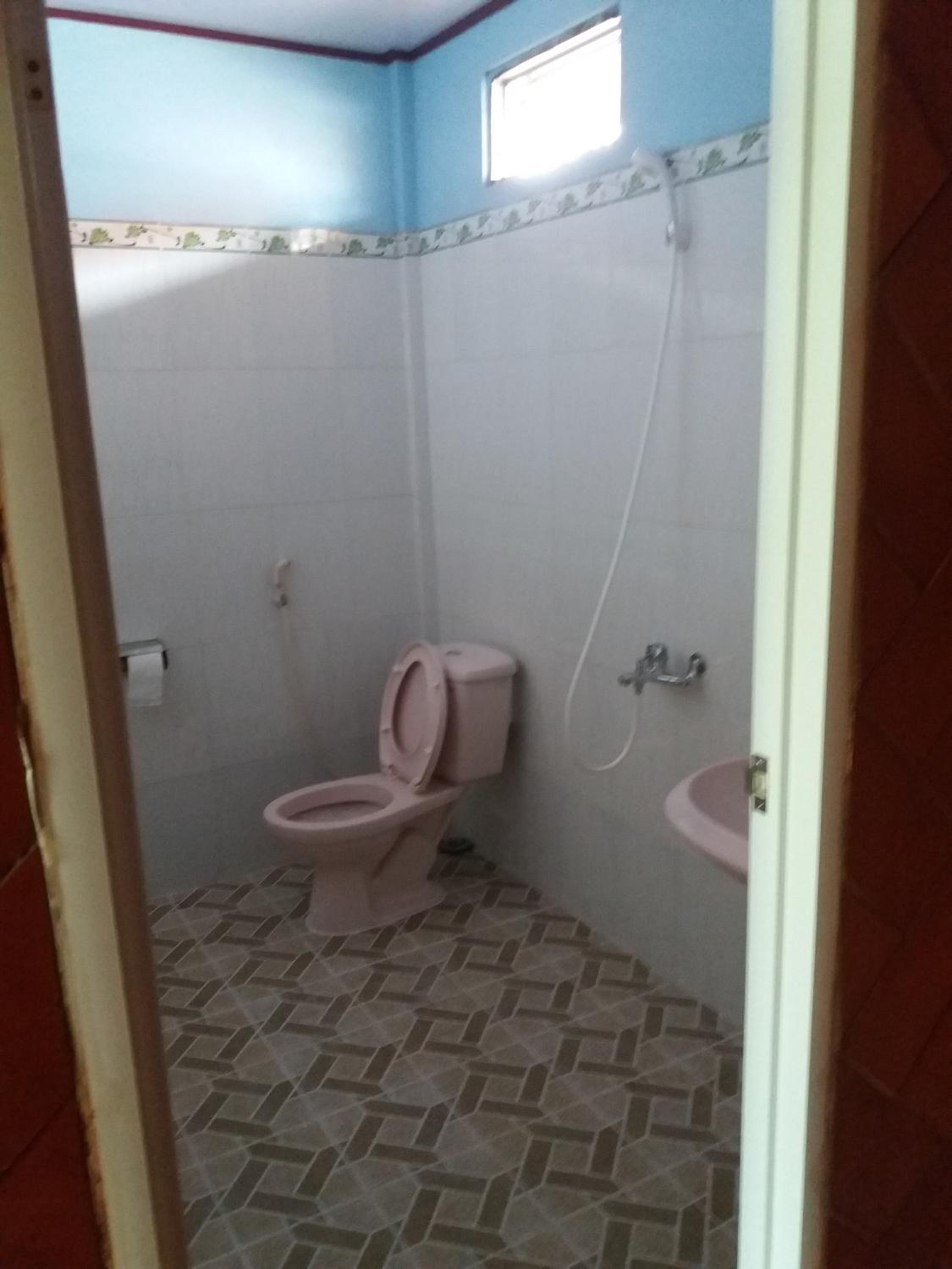 Single Room with Private Bathroom photo 3