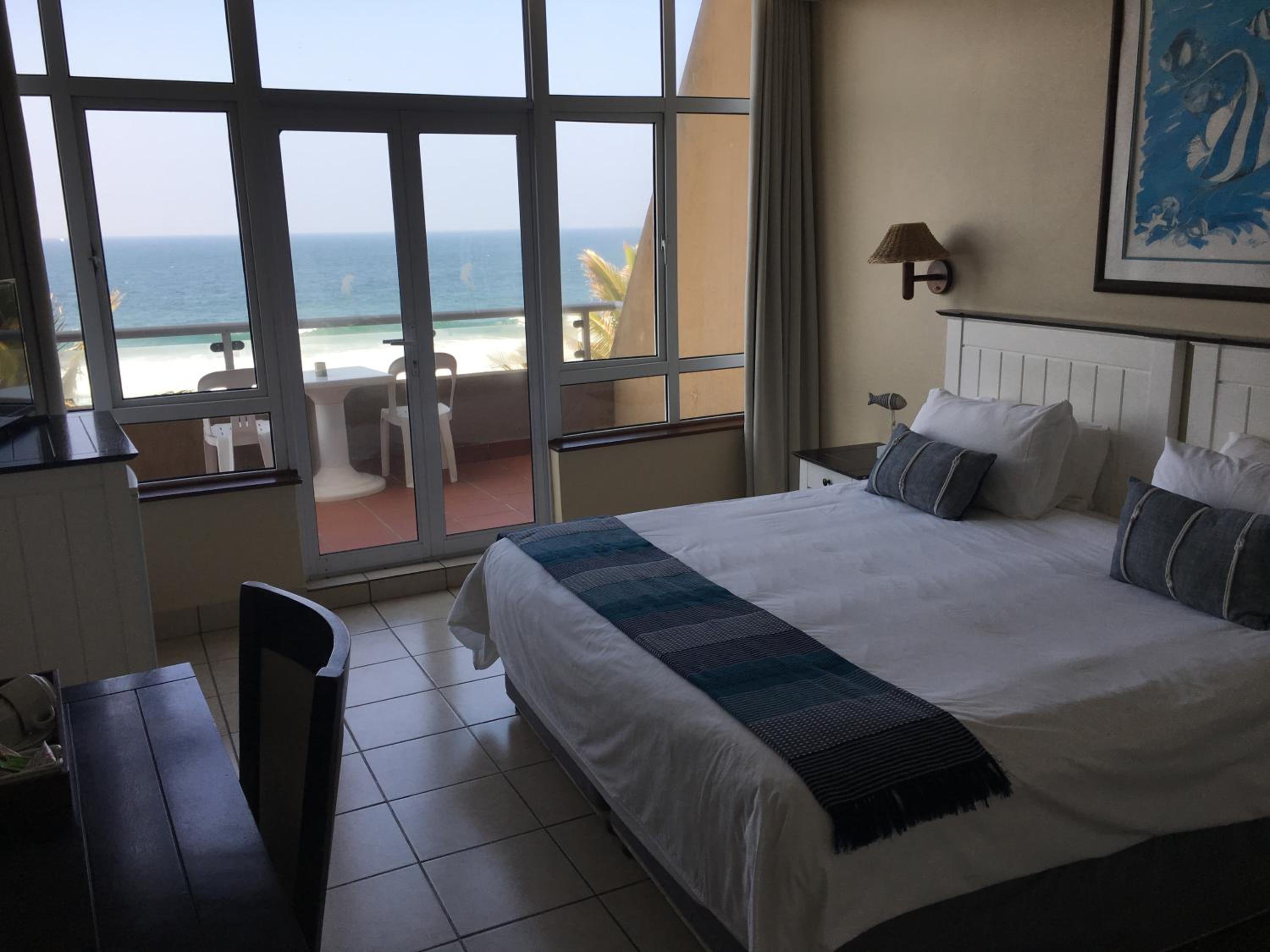 Double or Twin Room with Balcony & Air-con photo 1