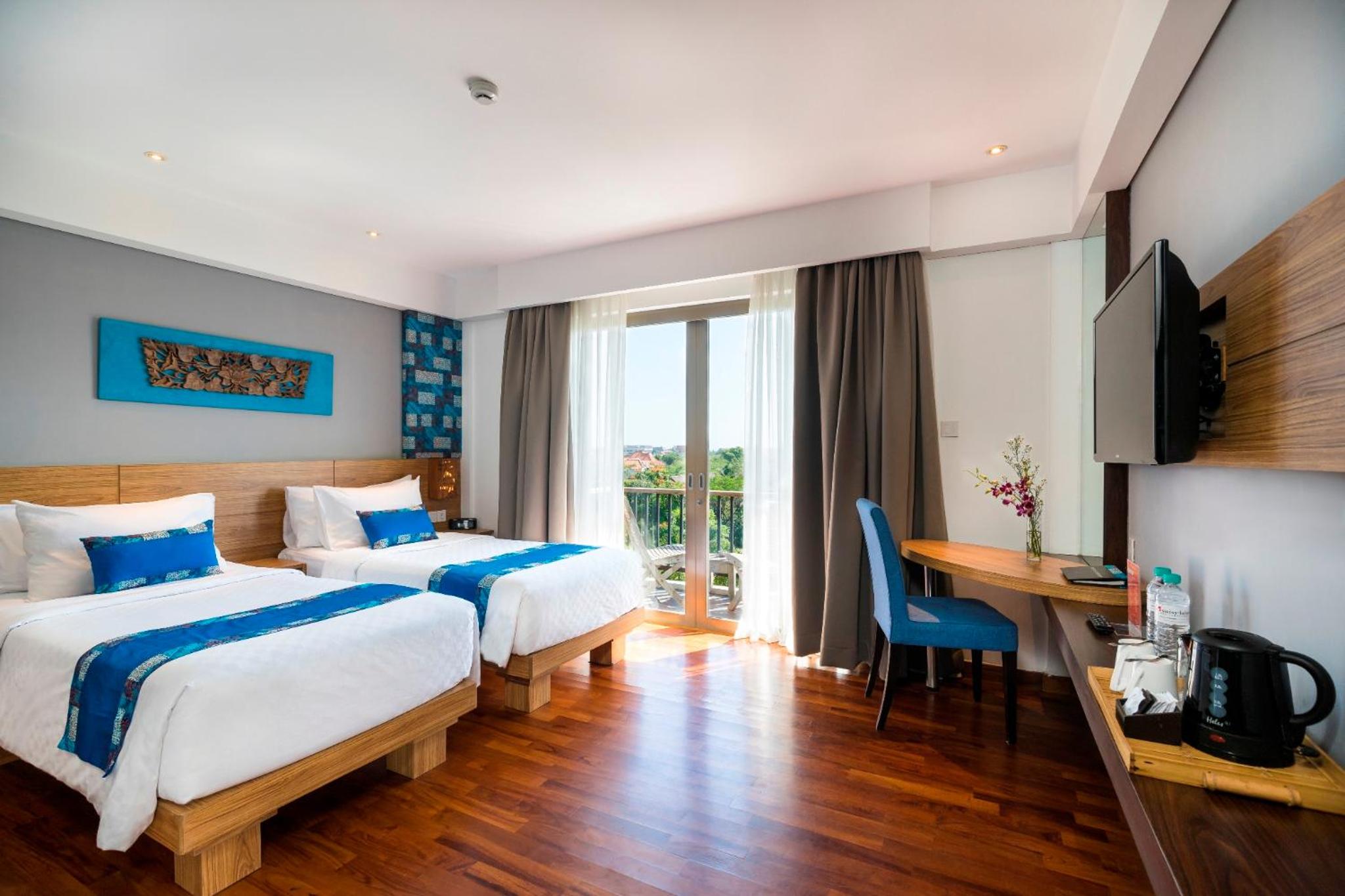 Deluxe Double or Twin Room with Paddy View - Photo 9