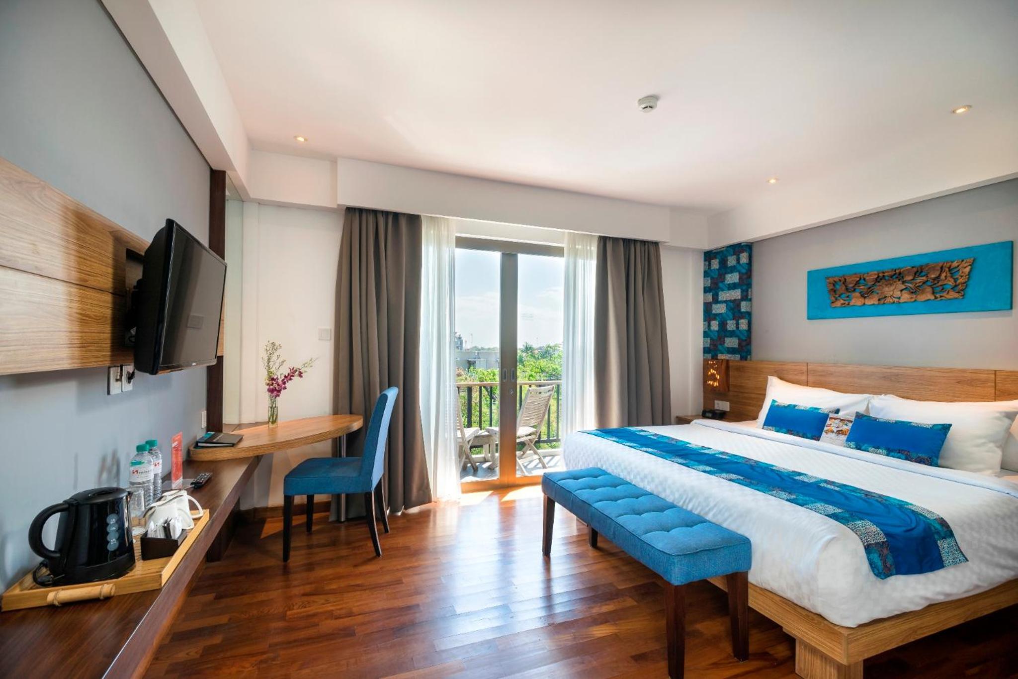Deluxe Double or Twin Room with Paddy View - Photo 1