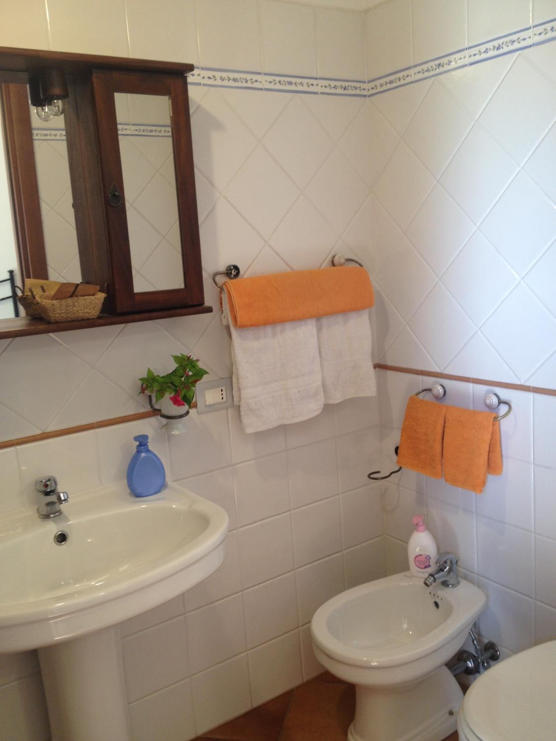 Double Room with Garden View - Photo 6