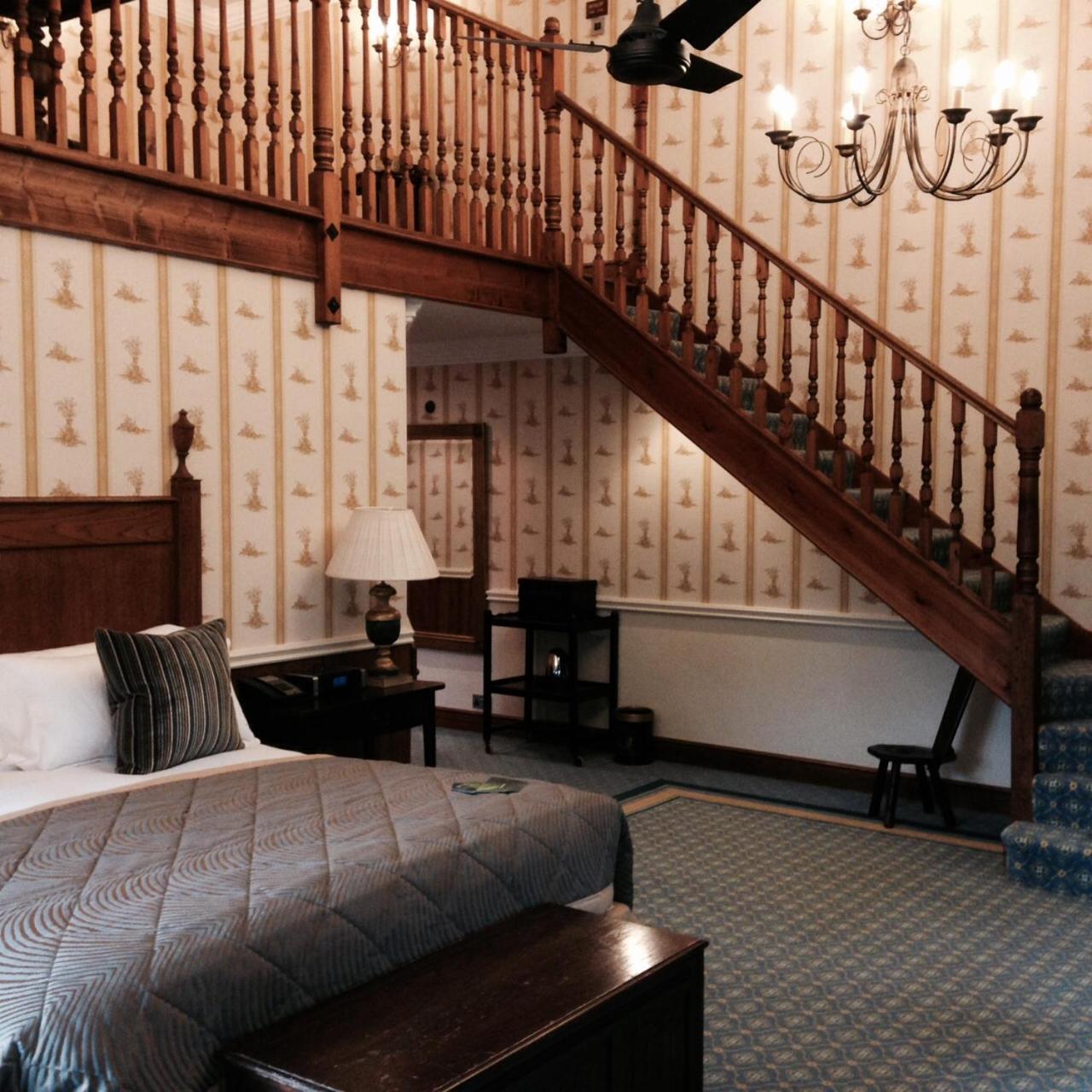 Luxe Room