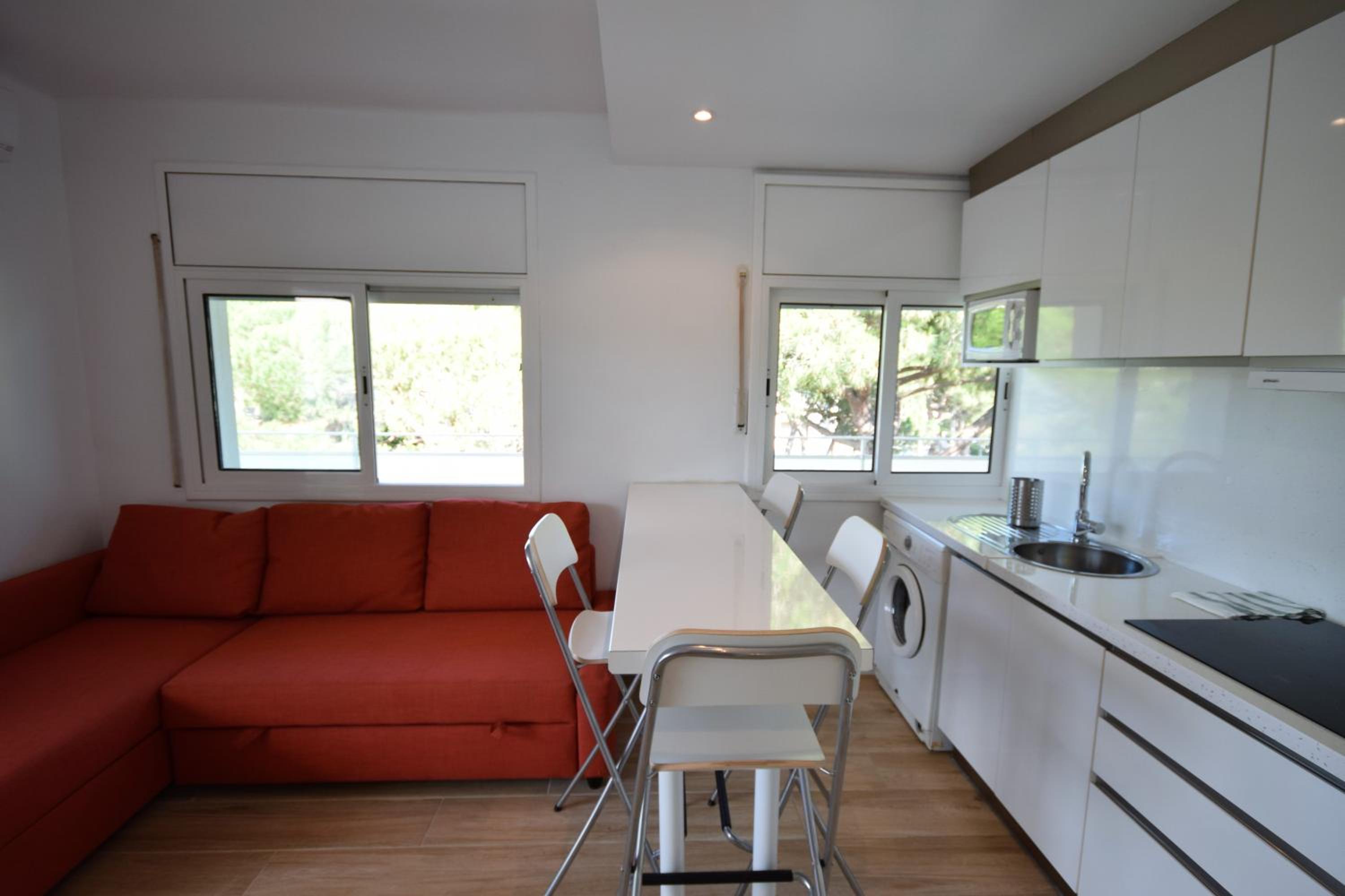Apartment with Terrace and View photo 2