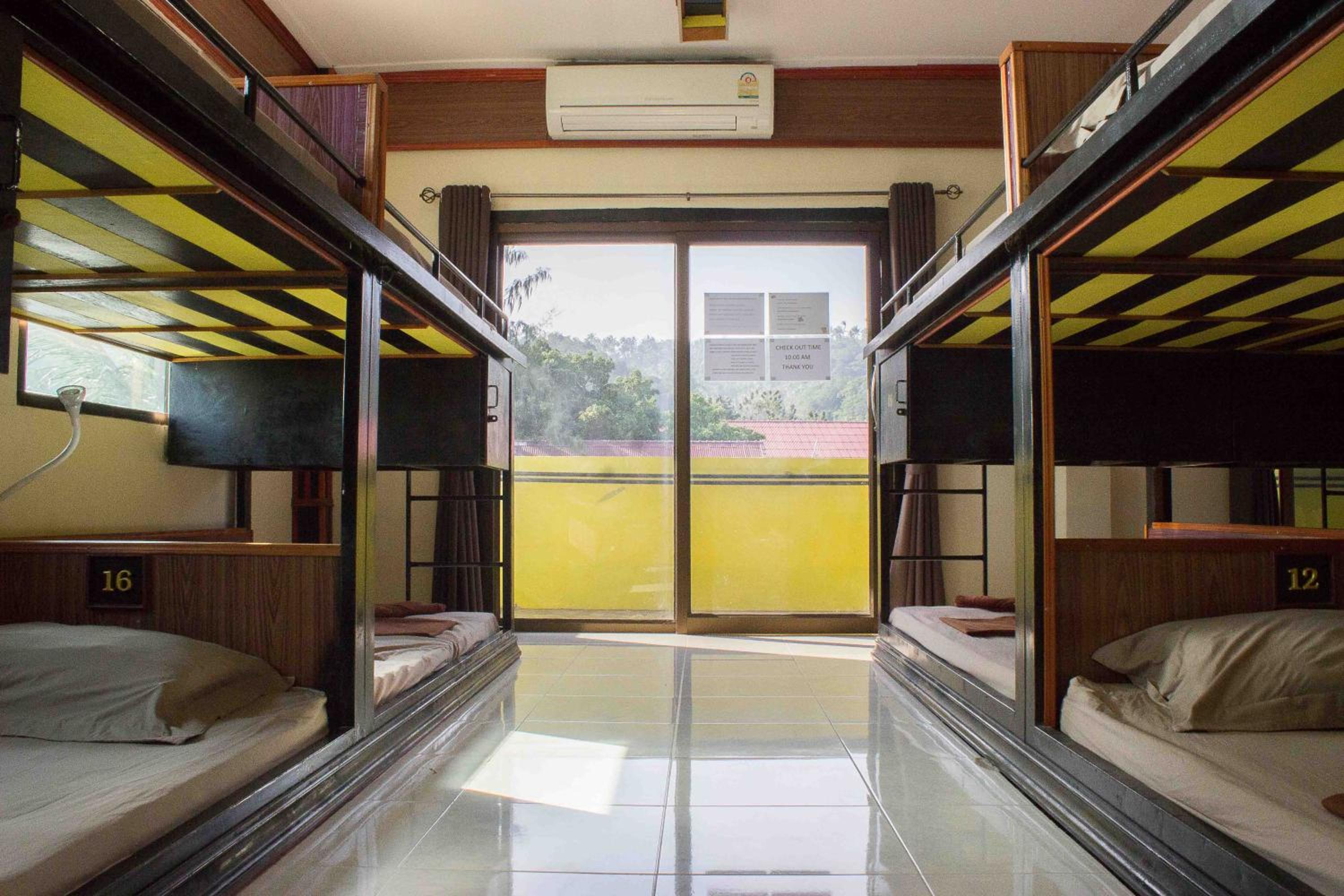 Bunk Bed in Mixed Dormitory Room with Air Conditioning photo 1