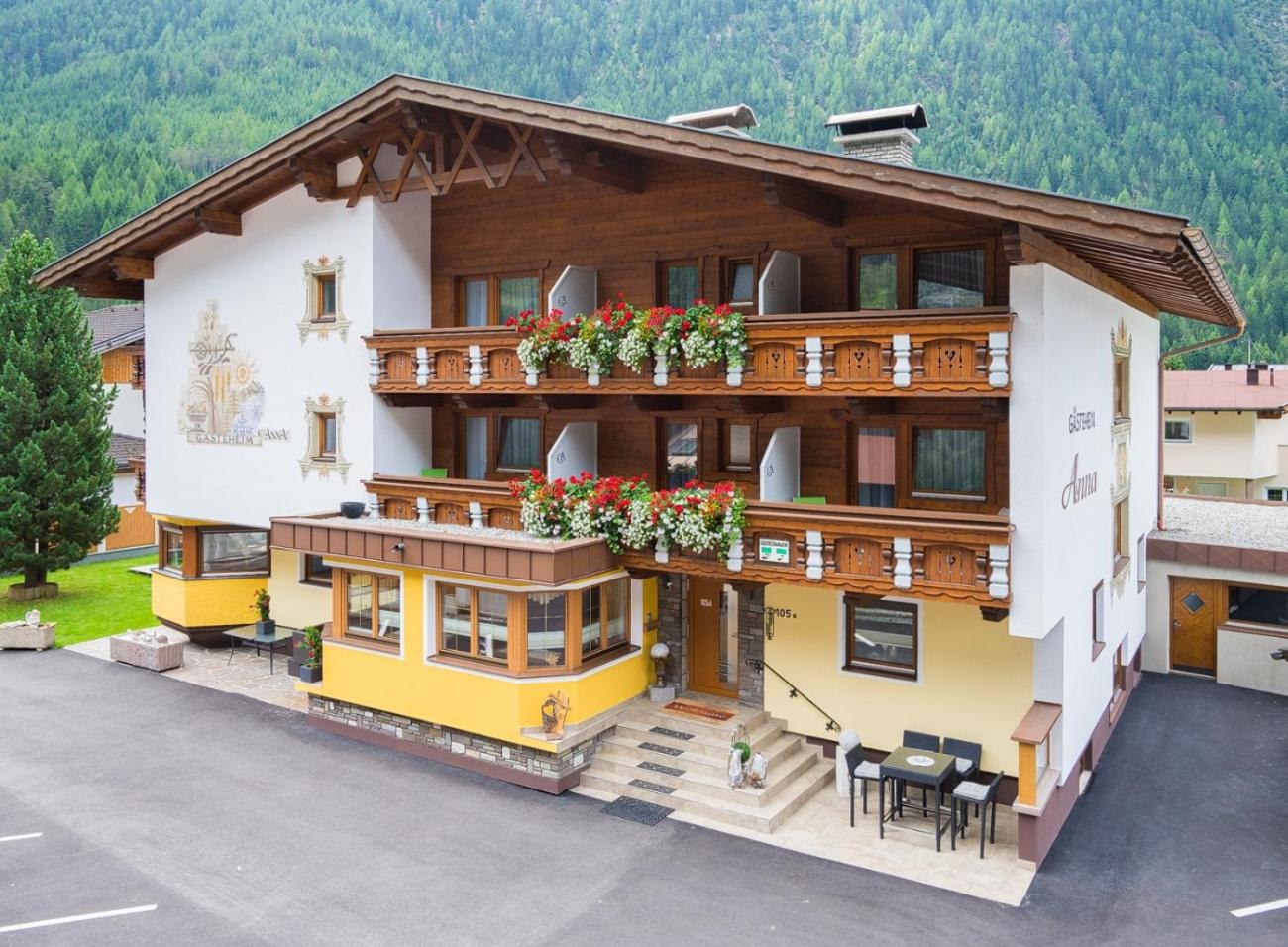 Standard Single Room with Balcony photo 2