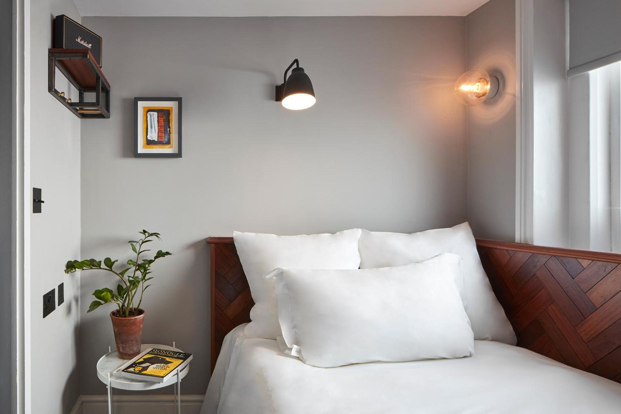 Small Double Room photo 2