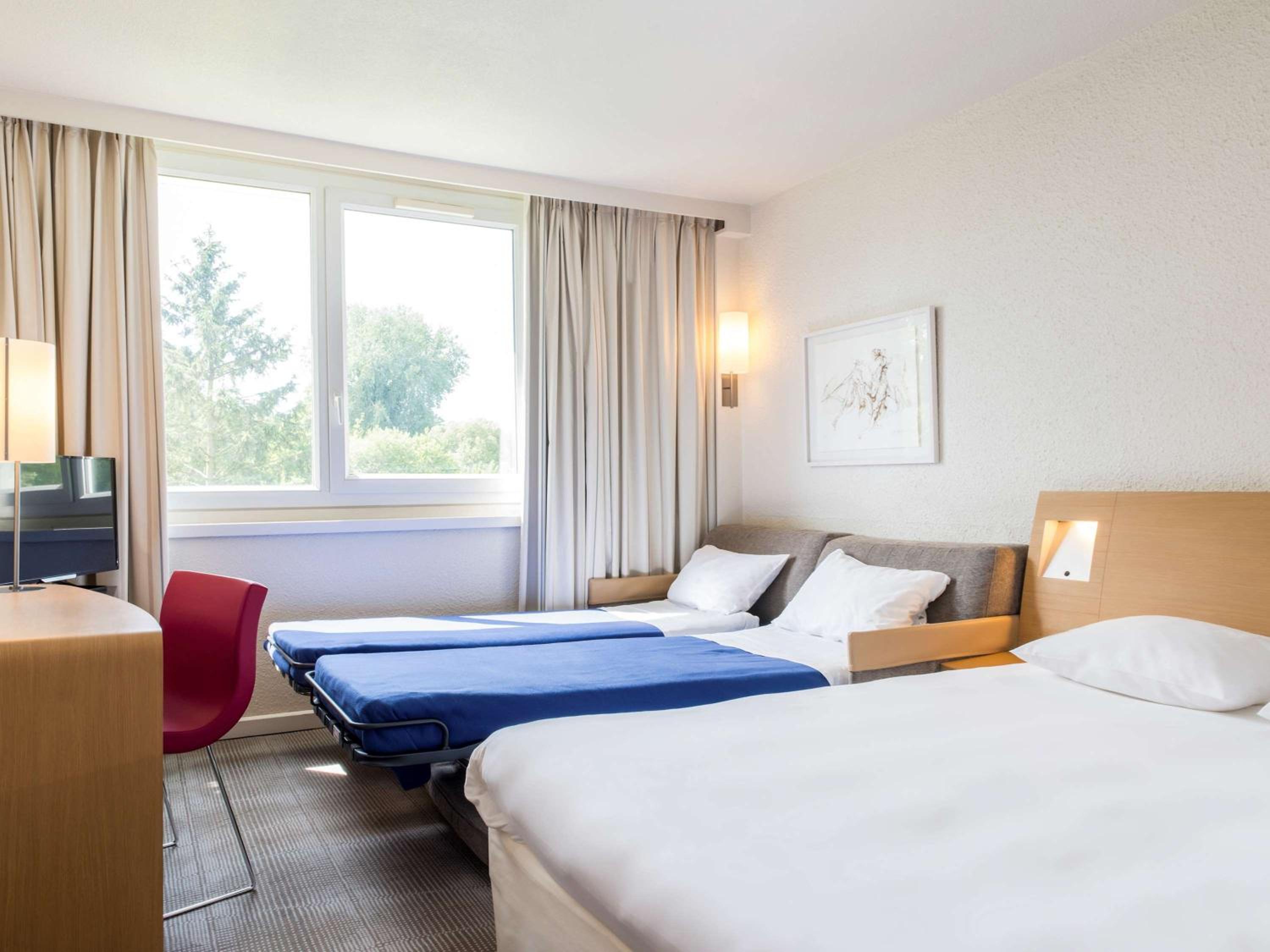 Classic Double Room with Sofa Bed - Photo 1