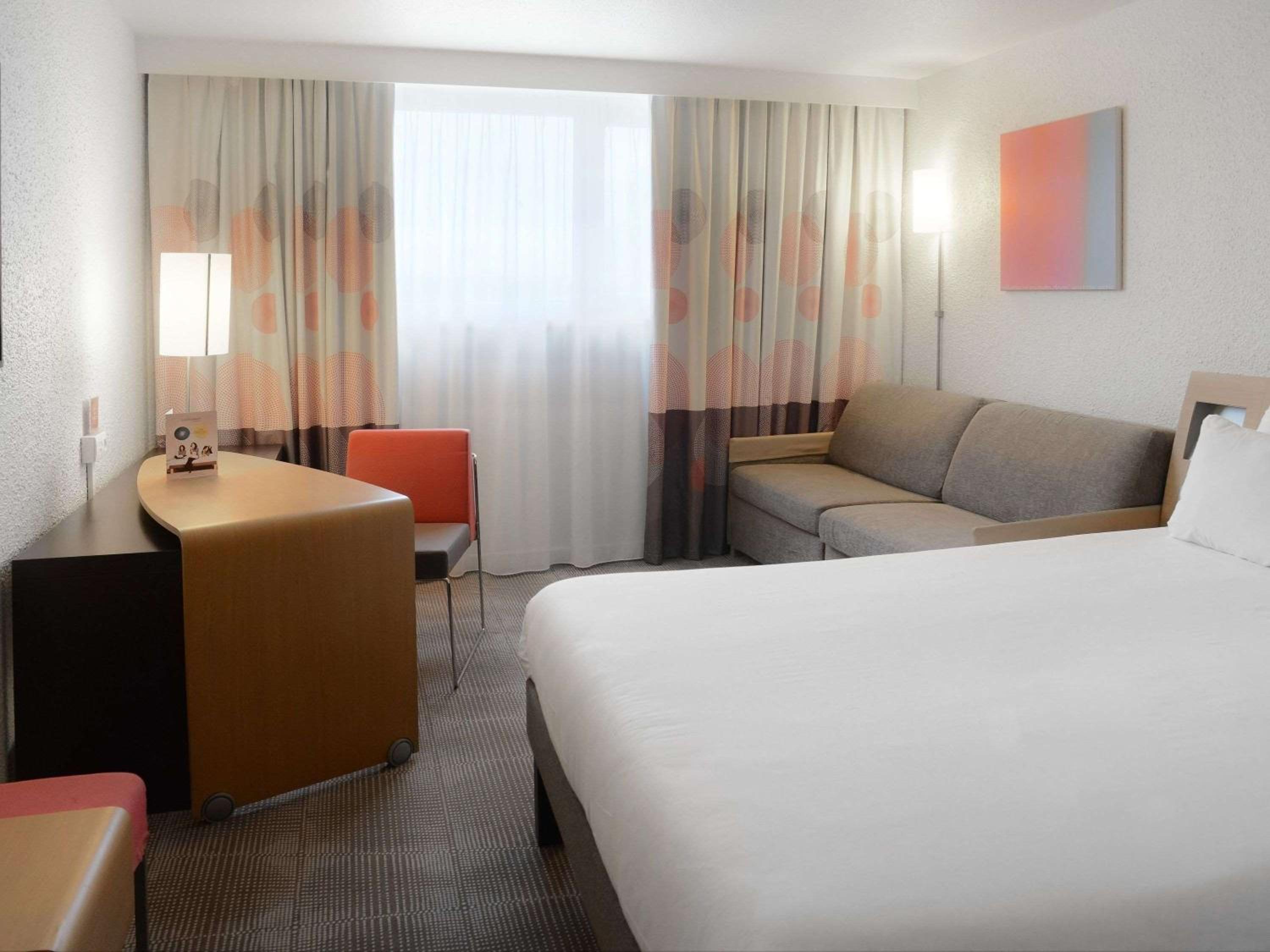 Classic Double Room with Sofa Bed - Photo 5