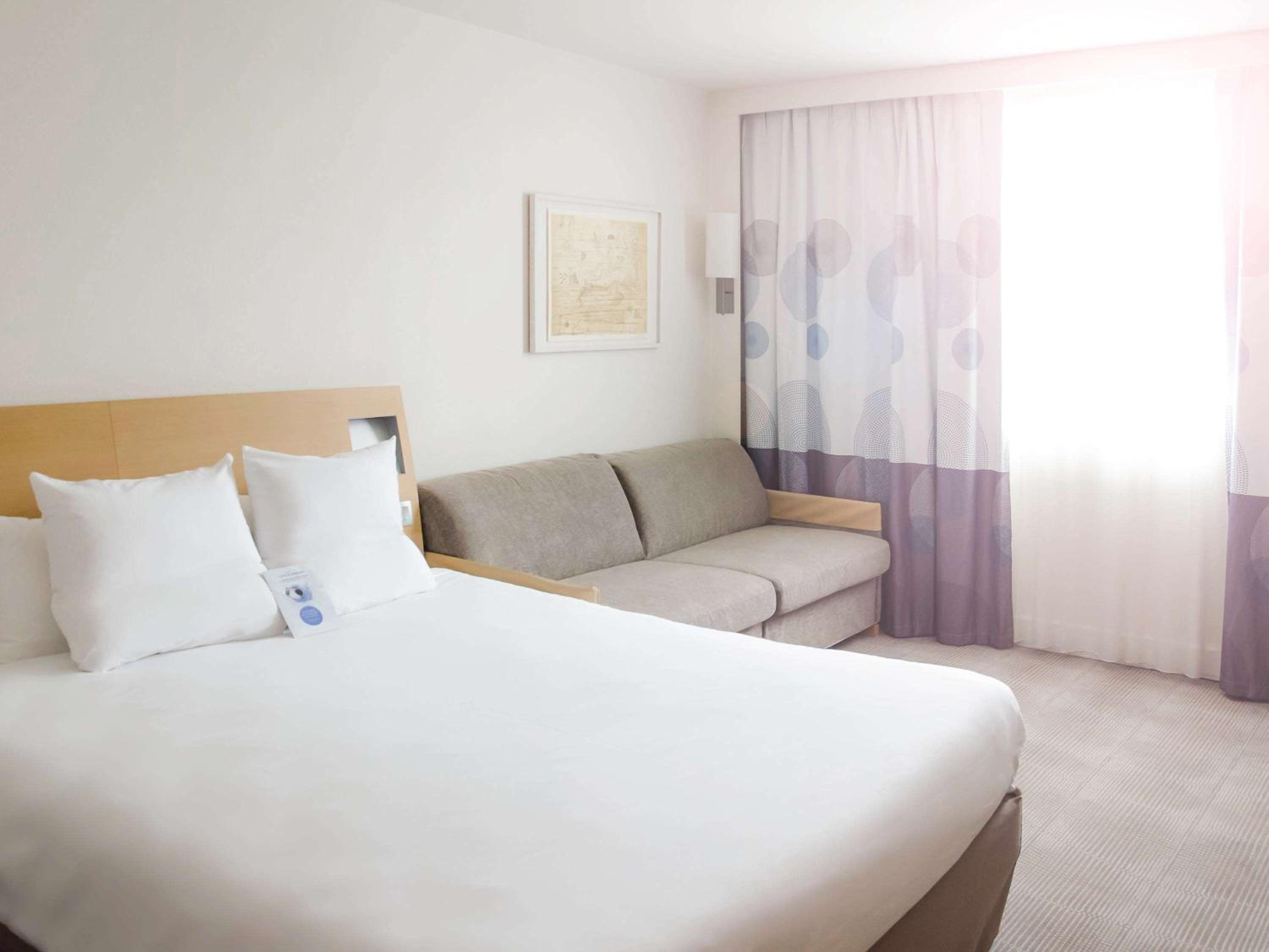 Classic Double Room with Sofa Bed - Photo 6