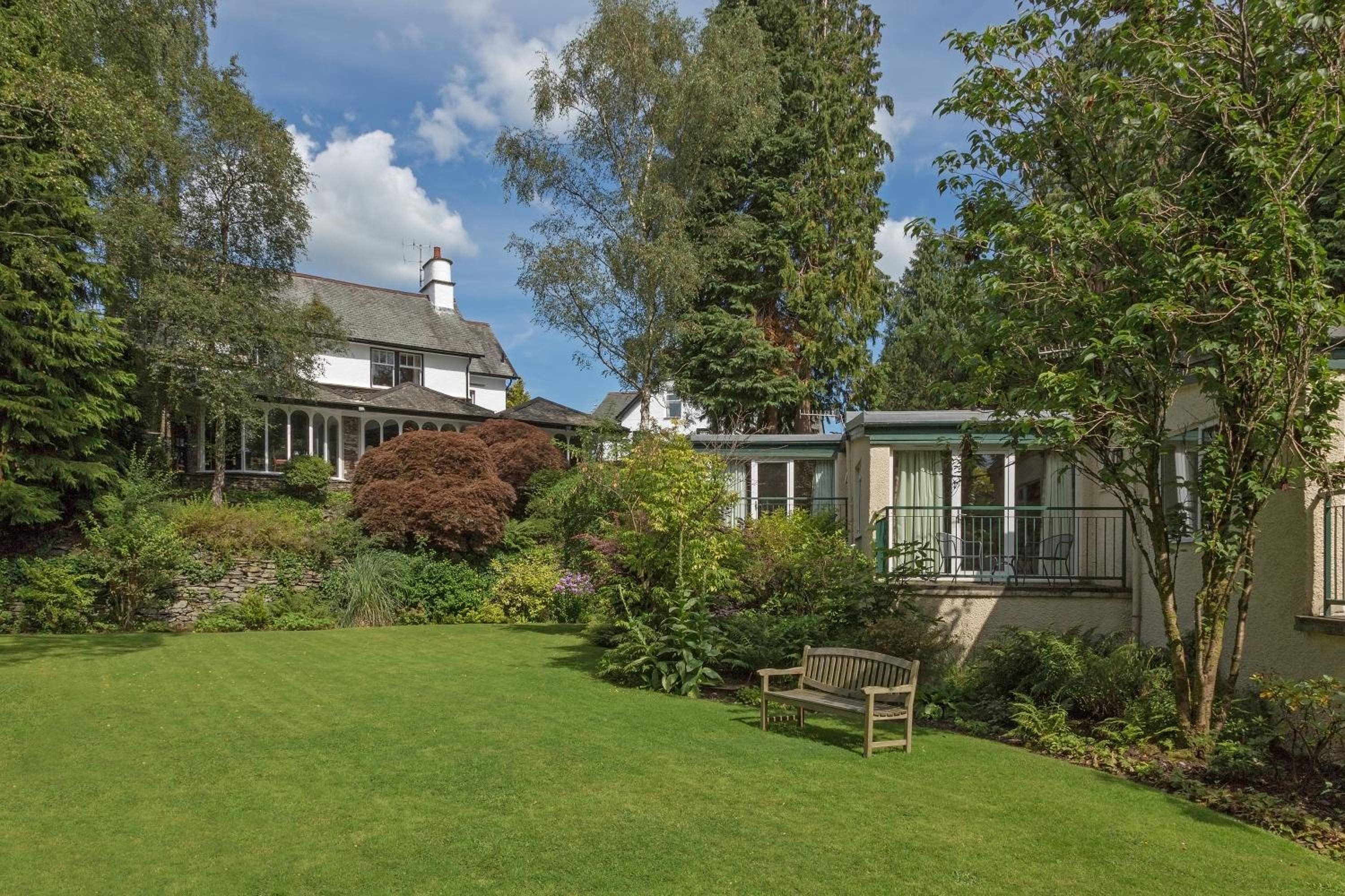 Garden Double with Balcony - Photo 21