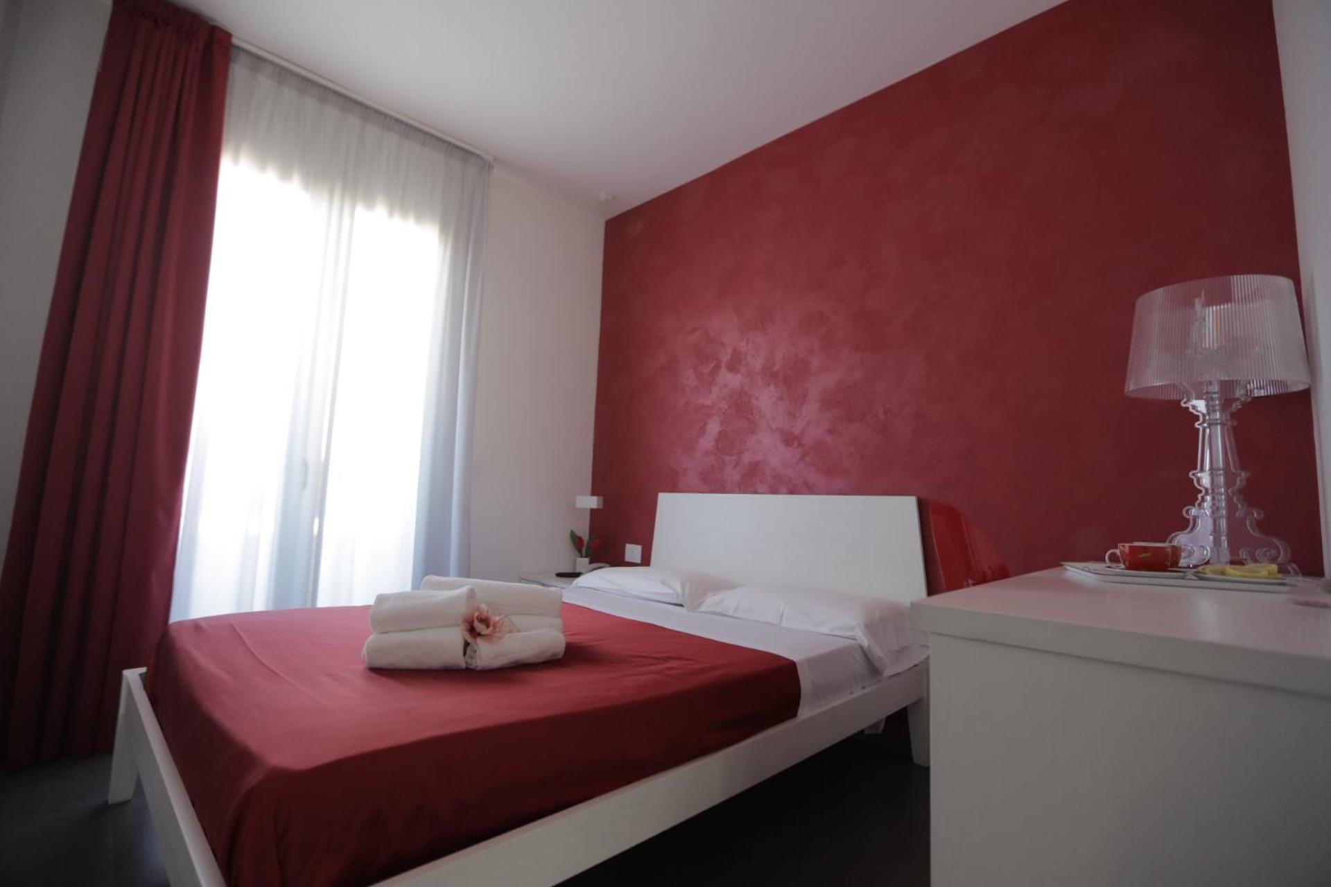 Economy Double Room photo 1