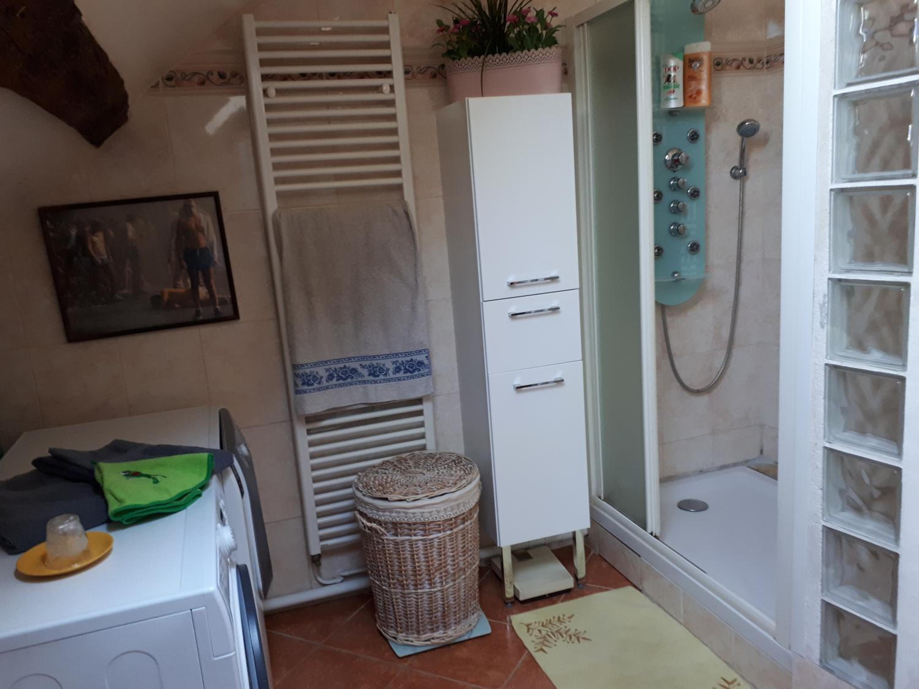 Double Room with Shared Bathroom
