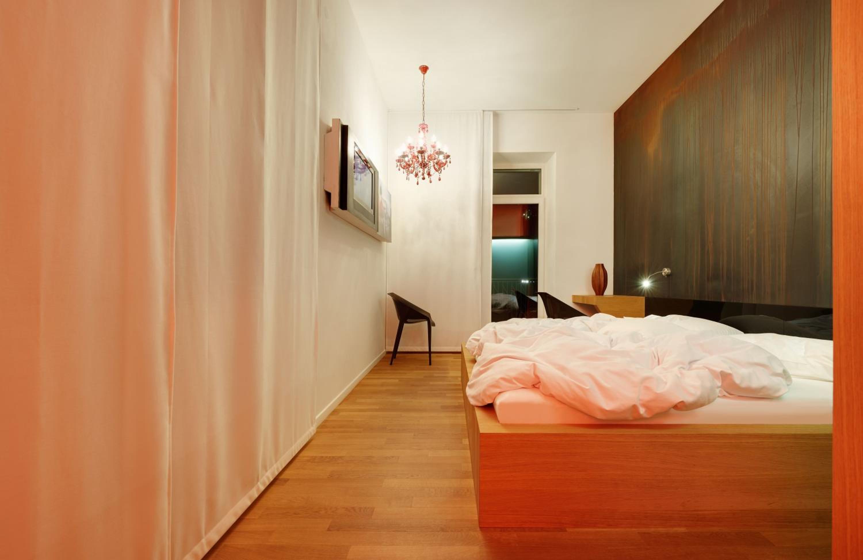Elegance Double Room - Photo 17