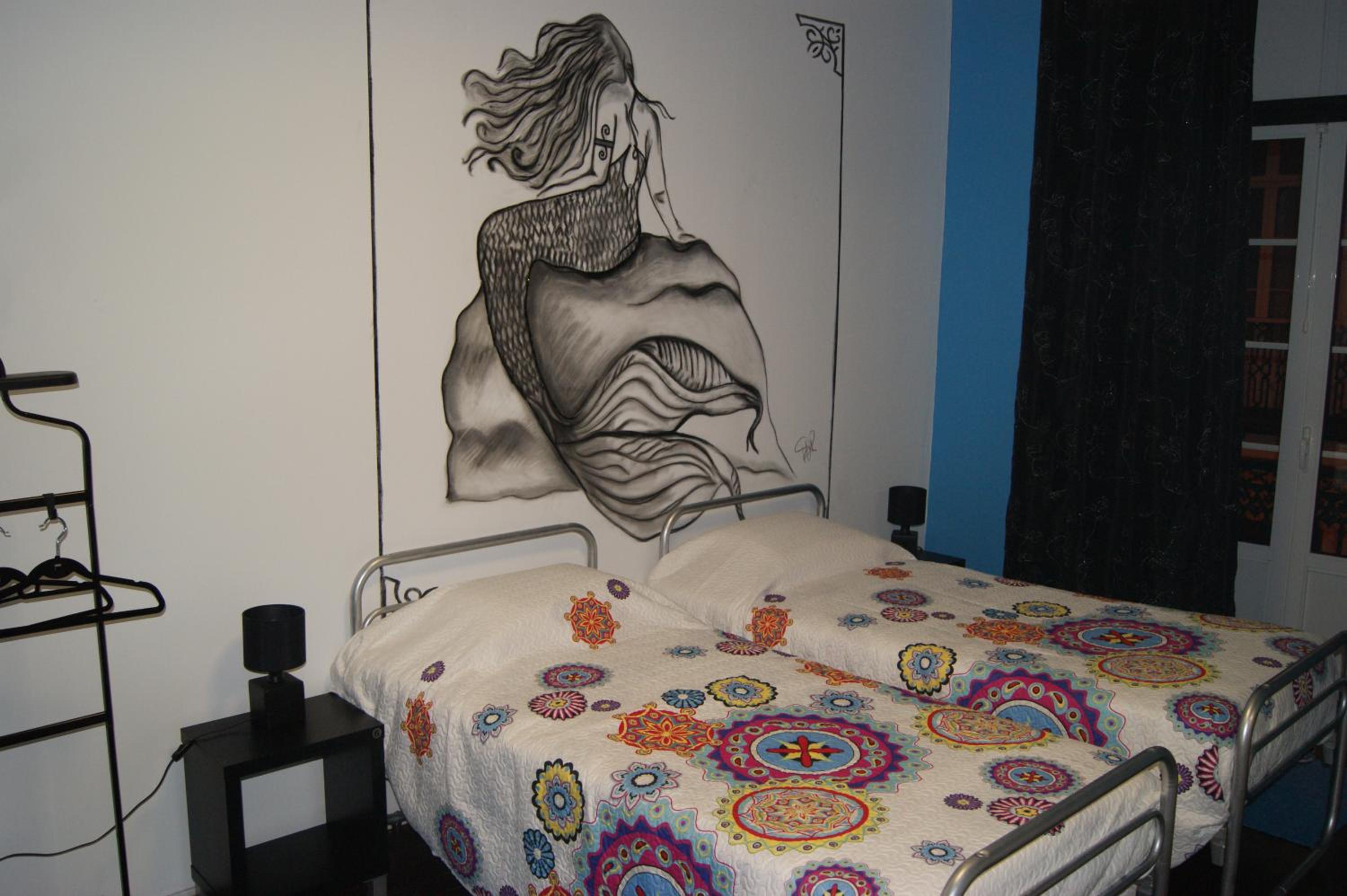 Standard Double or Twin Room with Balcony - Photo 4