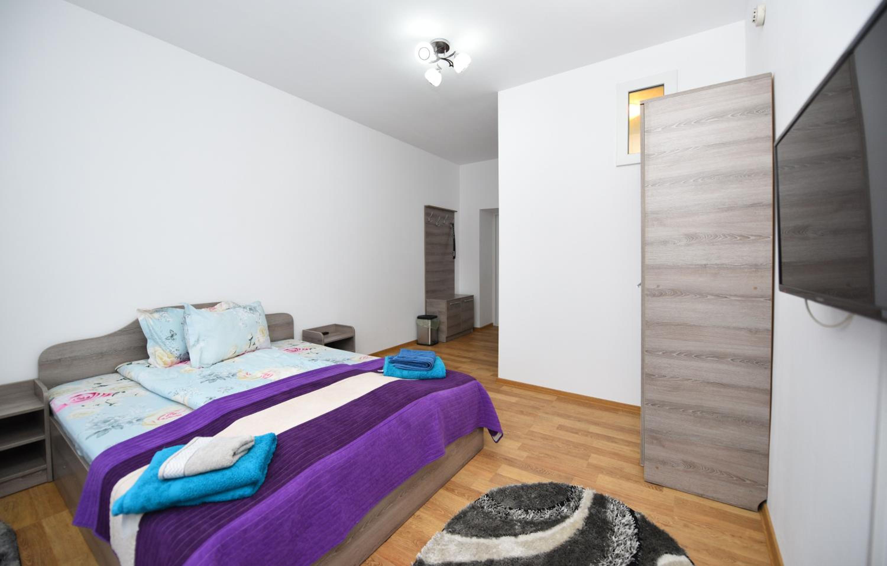 Double Room - Photo 1