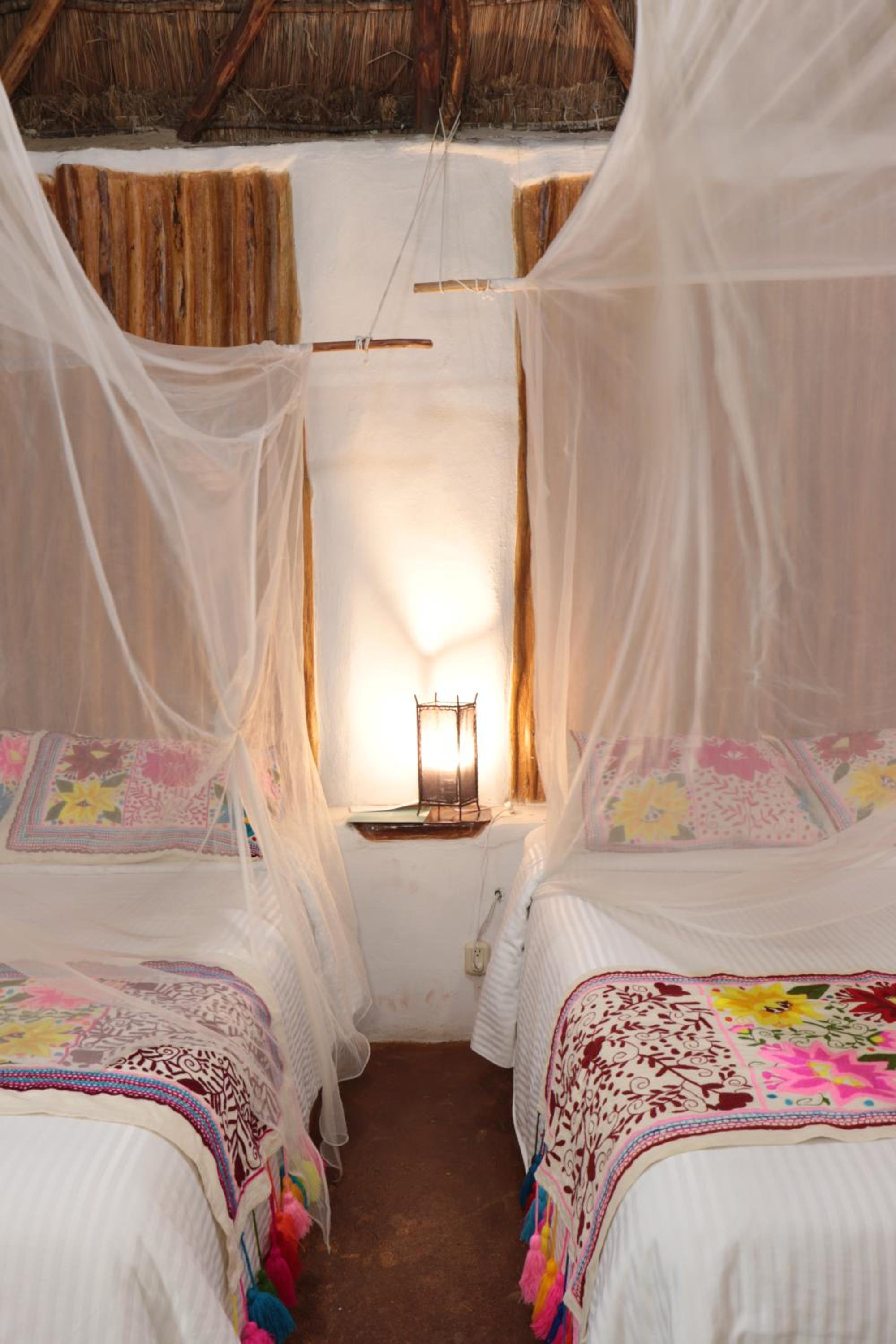 Queen Room with Two Queen Beds photo 1