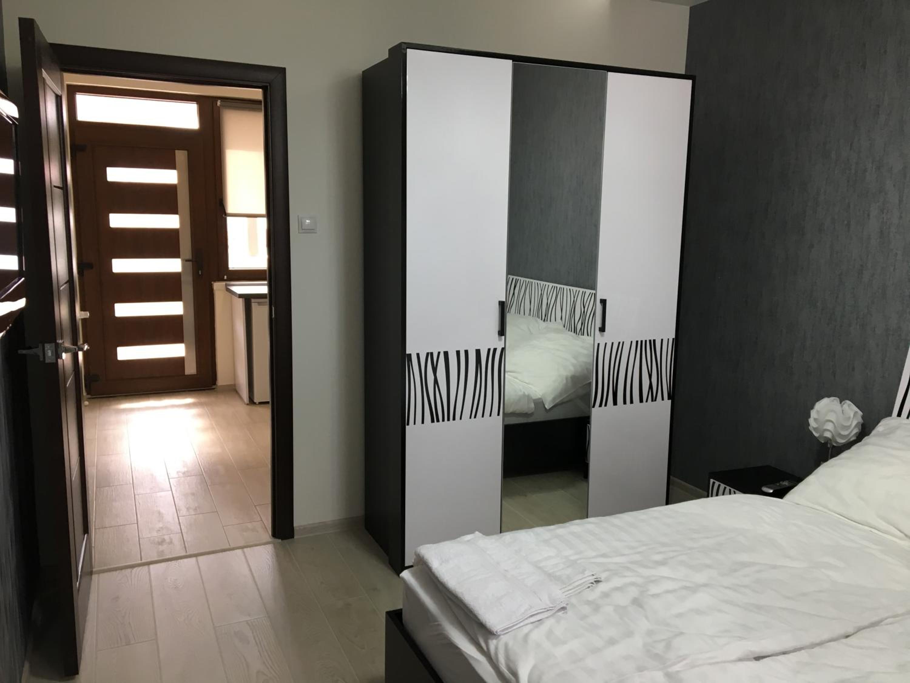 Deluxe Apartment photo 2