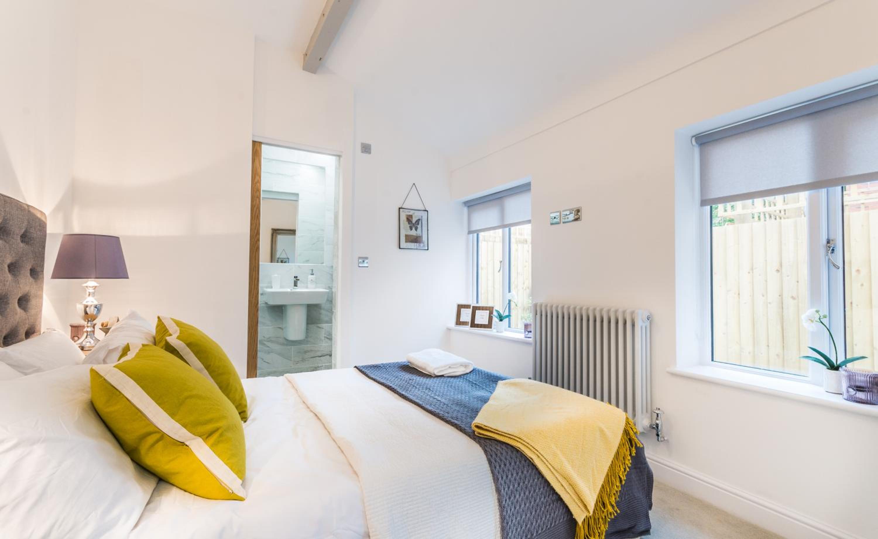 Apartment with Terrace - Photo 6